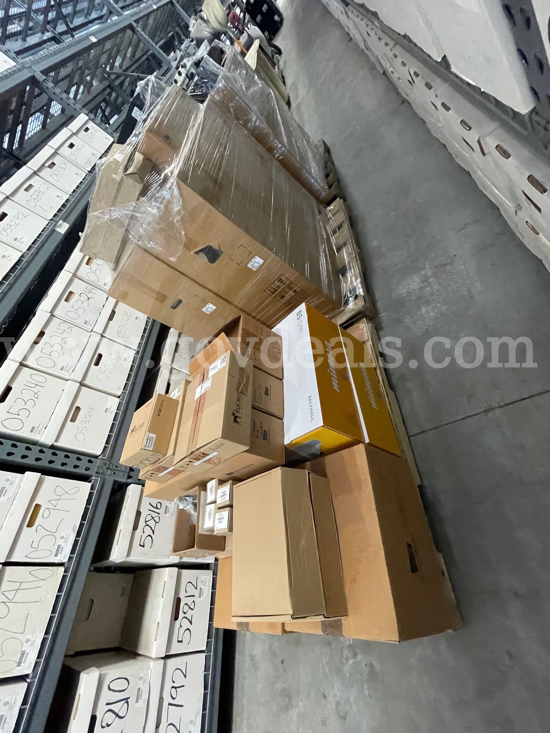 Large Lot of NEW Misc Networking Equipment   Government Surplus Auction - Photo #3