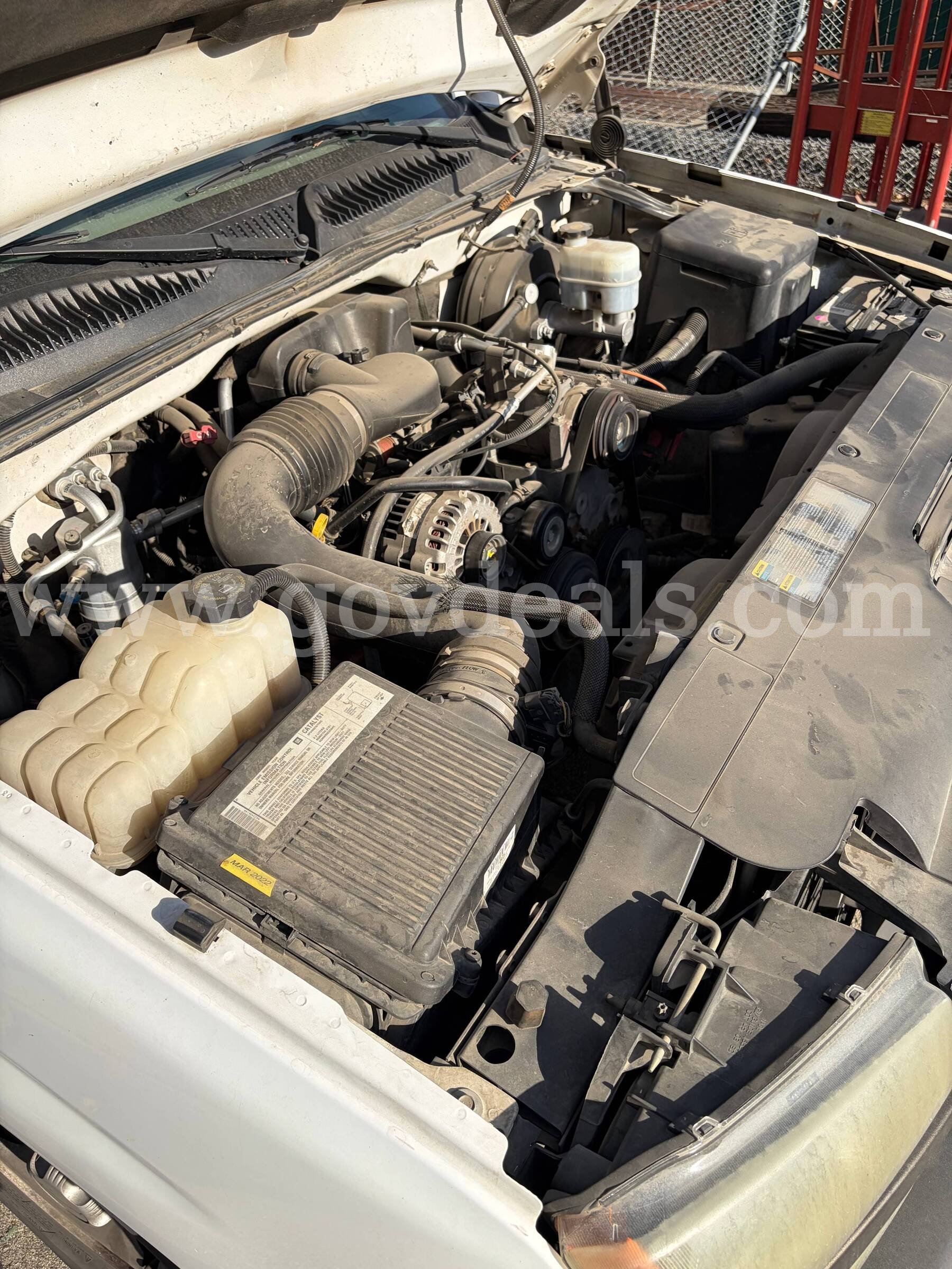2006 Chevrolet Silverado 1500 LS 2WD Chevrolet Silverado Government Surplus Auction - Photo #6