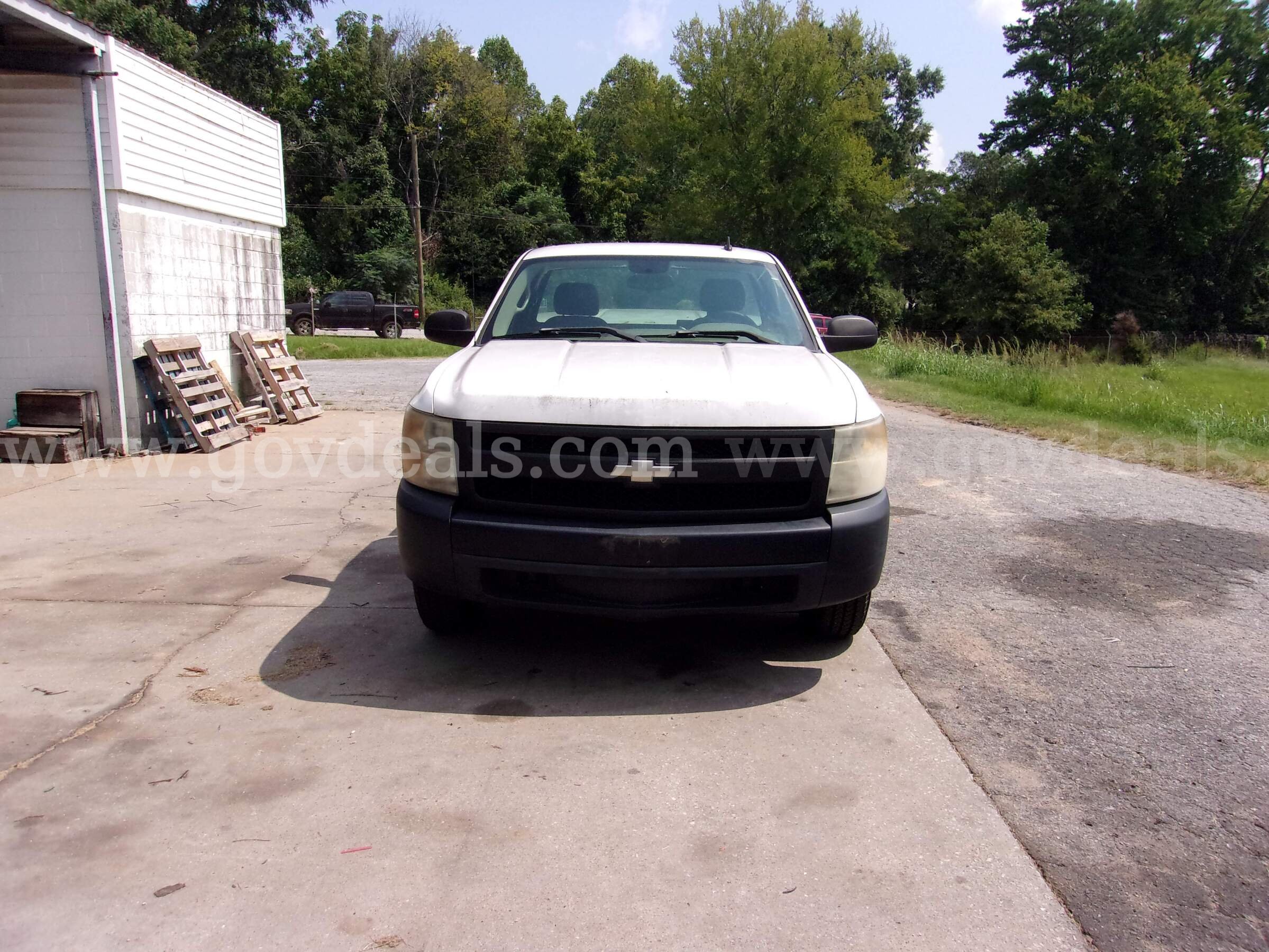 2007 Chevrolet Silverado 1500 LT1 2WD Chevrolet Silverado Government Surplus Auction - Photo #2