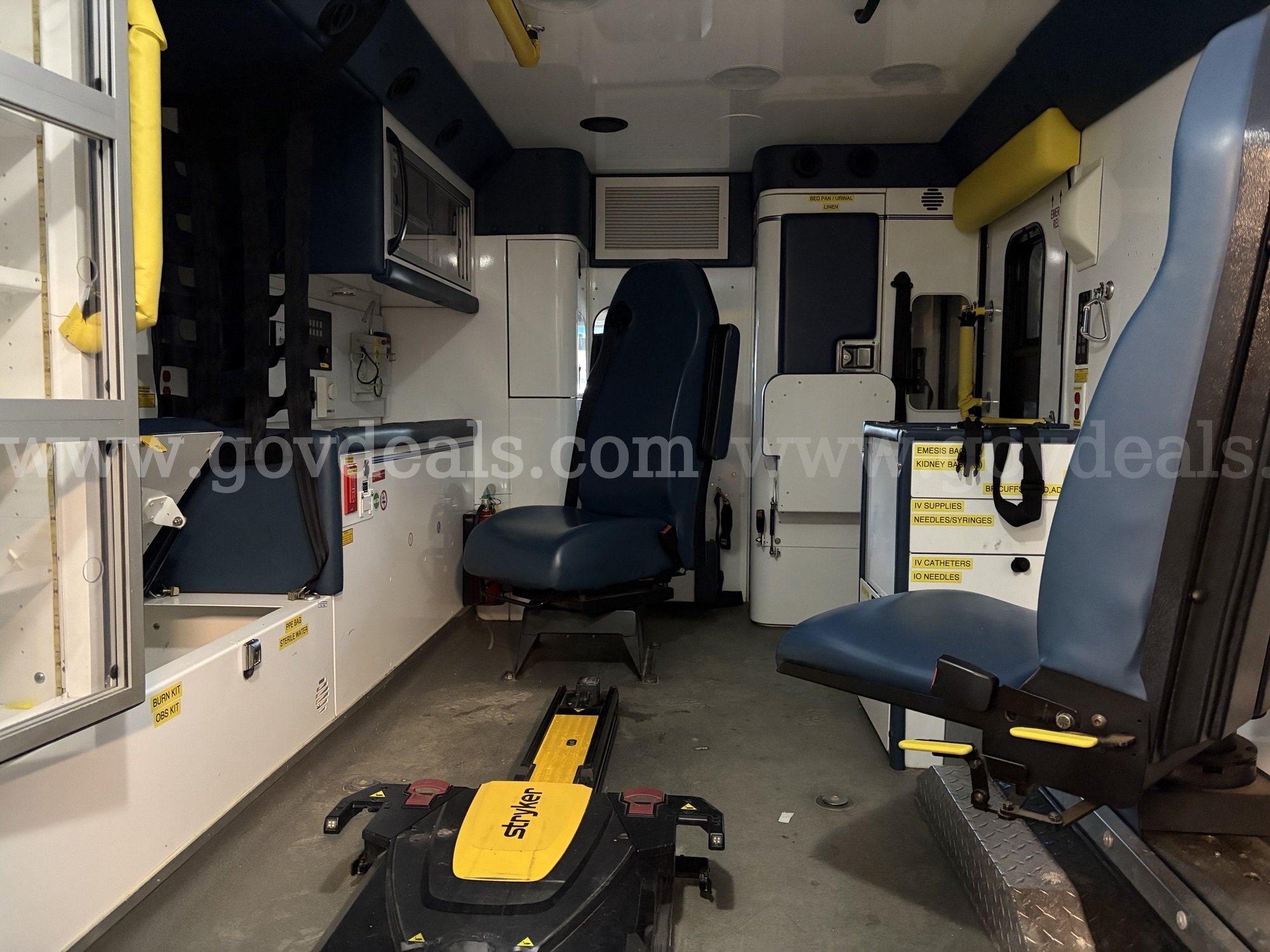2020 Creastline Ambulance Creastline  Government Surplus Auction - Photo #6