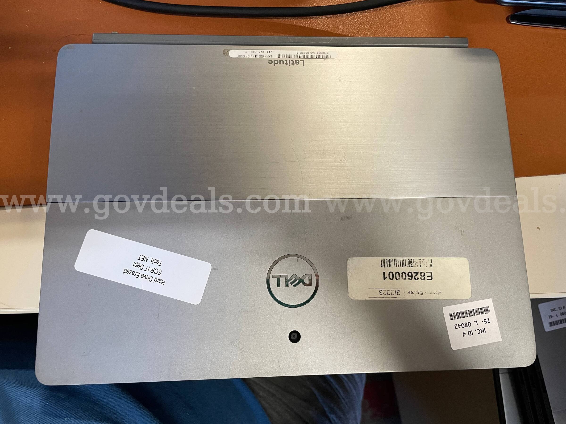 Dell Latitude 7200 2-in-1 | Windows 10 Installer Ready! (ID# 46618) (D-Case) (No UPC) ($10) Dell 7200 Government Surplus Auction - Photo #3