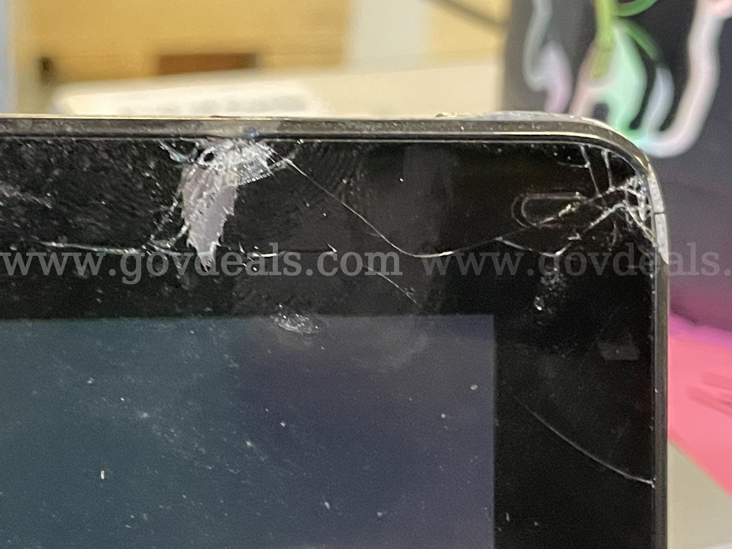 Dell Latitude 7200 2-in-1 | Windows 10 Ready | Cracked Screen (ID# 46661) (D-Case) (No UPC) ($10)