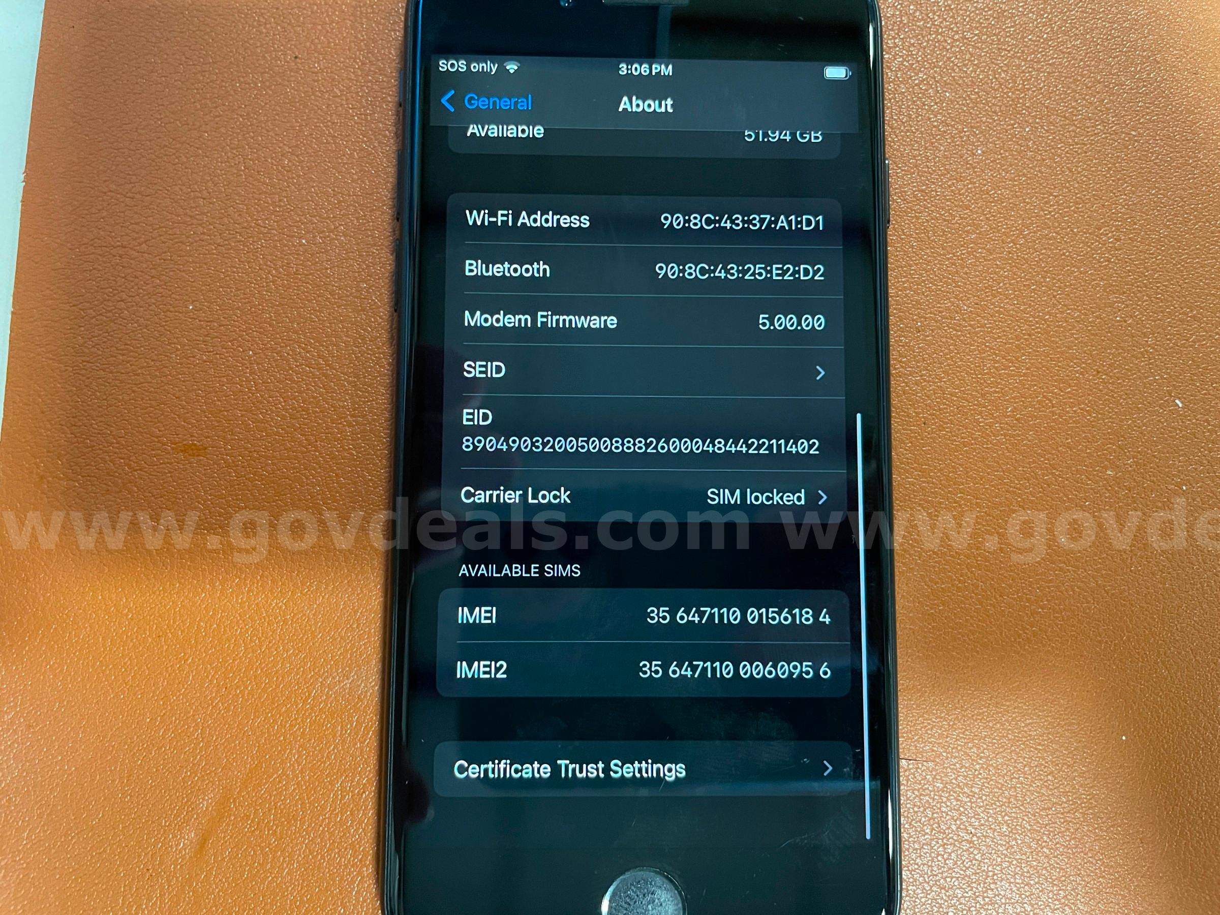 iPhone 2nd Gen SE | Black | 64GB | SIM LOCKED (ID# 46760) (D-Case) (No UPC) (10) Apple iPhone Government Surplus Auction - Photo #6