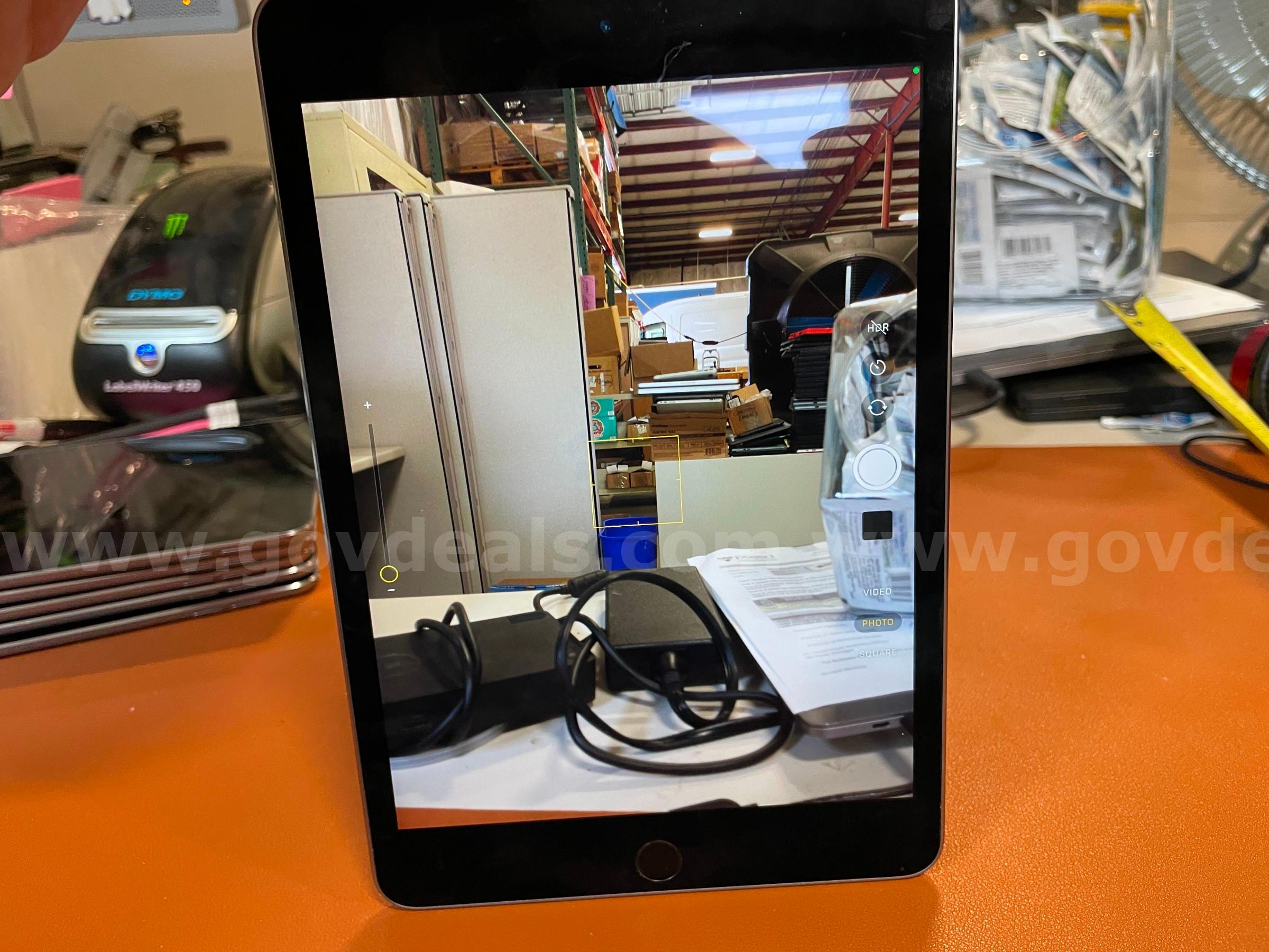 iPad Mini 4 | WiFi only | 128GB (ID# 47328) (D-Case) (NoUPC) Apple iPad Mini Government Surplus Auction - Photo #5