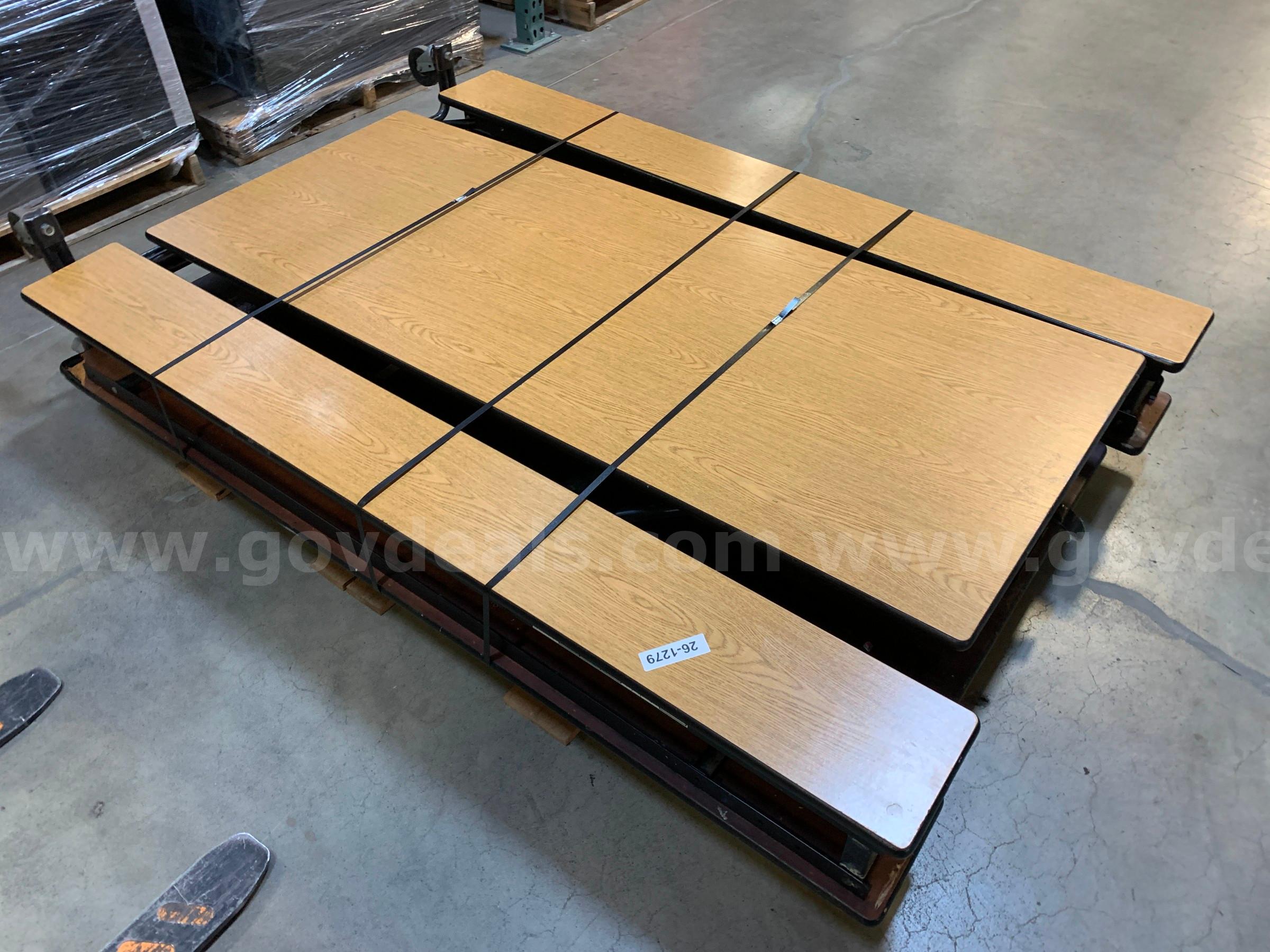 Folding Table With Seating (ID #47352) (I9-3LR) (26-1279-4) 35405 HAMILTON INDUSTRIES 51258 Government Surplus Auction - Photo #2