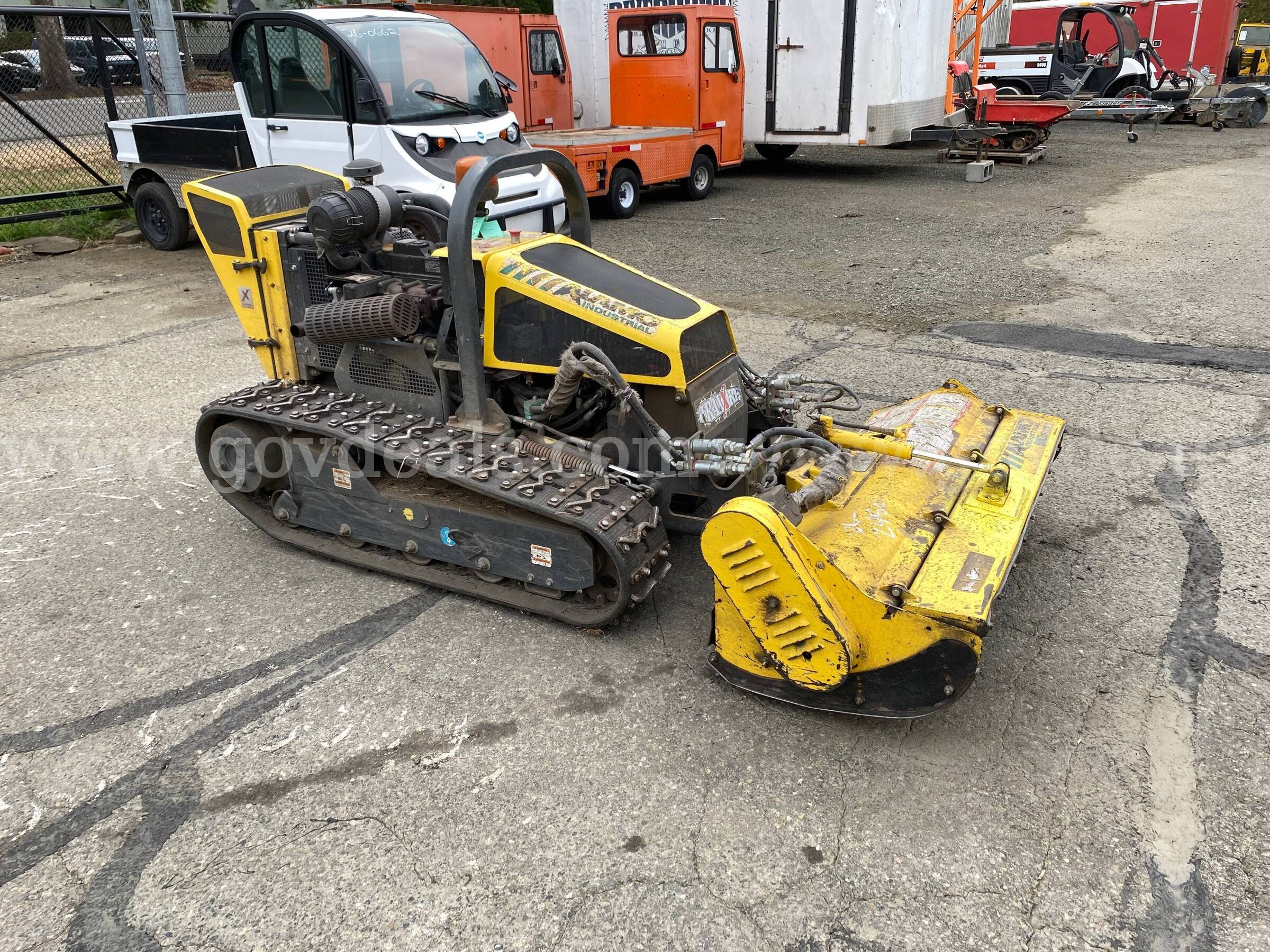 2018 Alamo Traxx RF Track Remote Controlled Mower (ID#47562 ) (GVL & H01-2L) (26-2450) 28001
