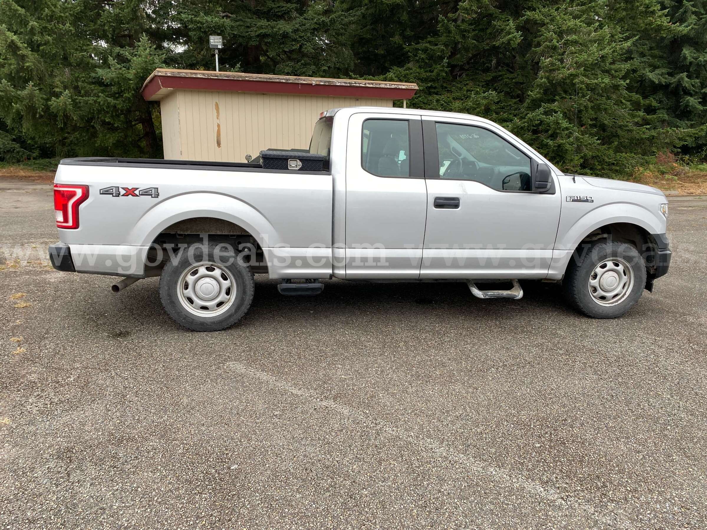 2017 Ford F-150 XL SuperCab 6.5-ft. Bed 4WD PU (ID #47563) (AVI) (26-2778) 179 Ford F-150 Government Surplus Auction - Photo #6