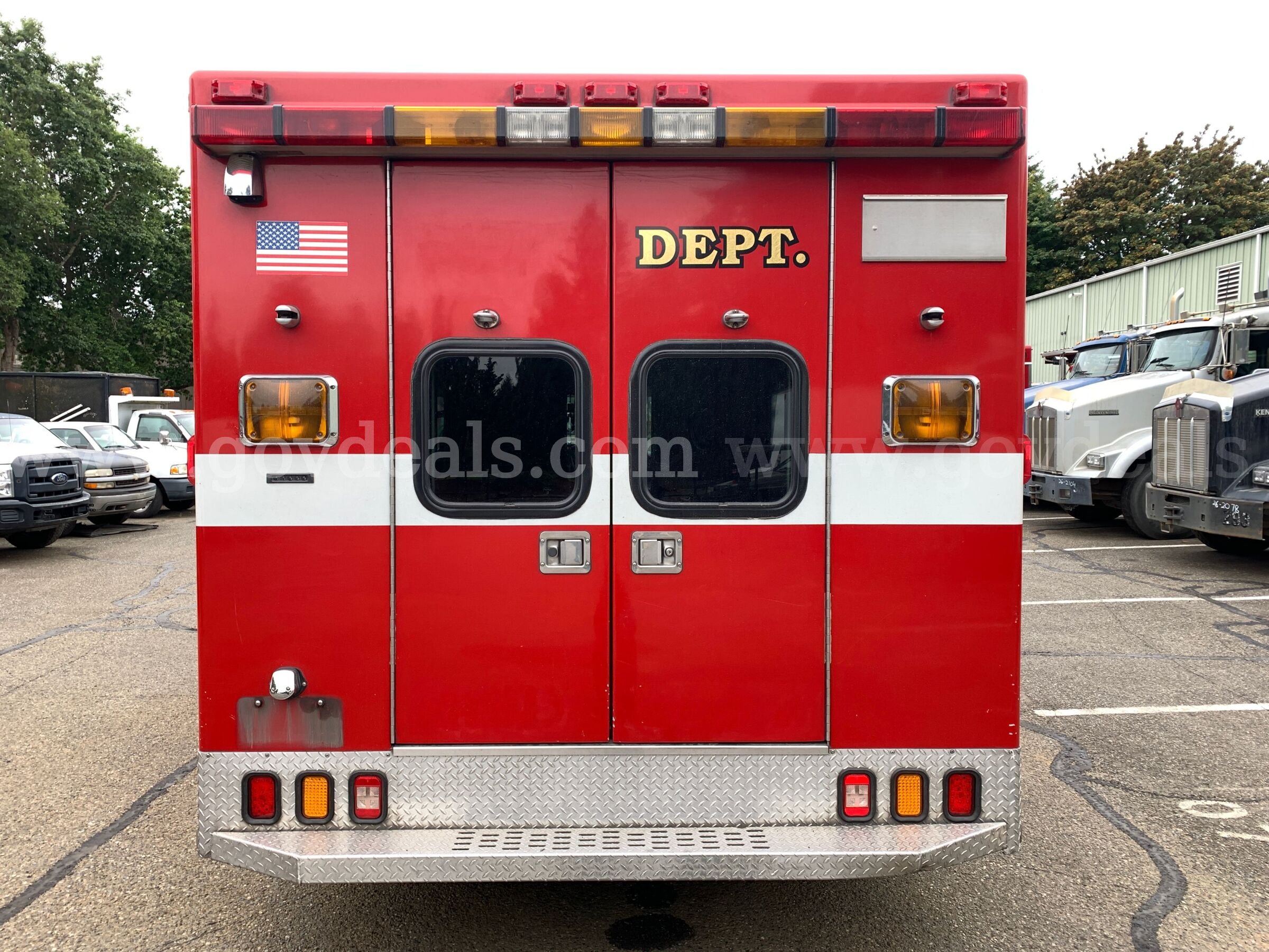 1999 Ford Econoline RVC E-450 Super Duty DRW Fire-Ambulance Vehicle (ID#47571) (E04) (26-2538) 33400 Ford Super Duty Government Surplus Auction - Photo #4
