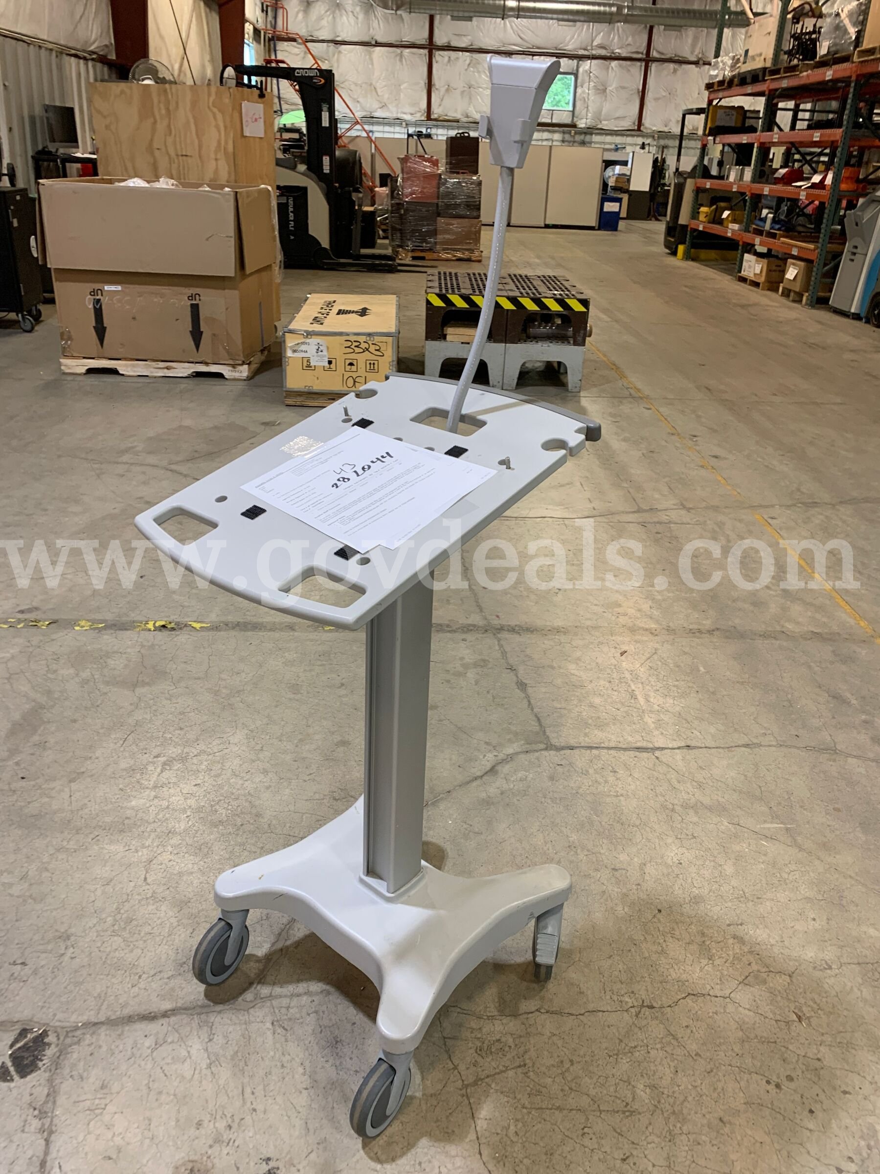 MAC 1600 Trolley For Medical Equipment (ID #47578) (H7-1R) (26-1914-1) 84579