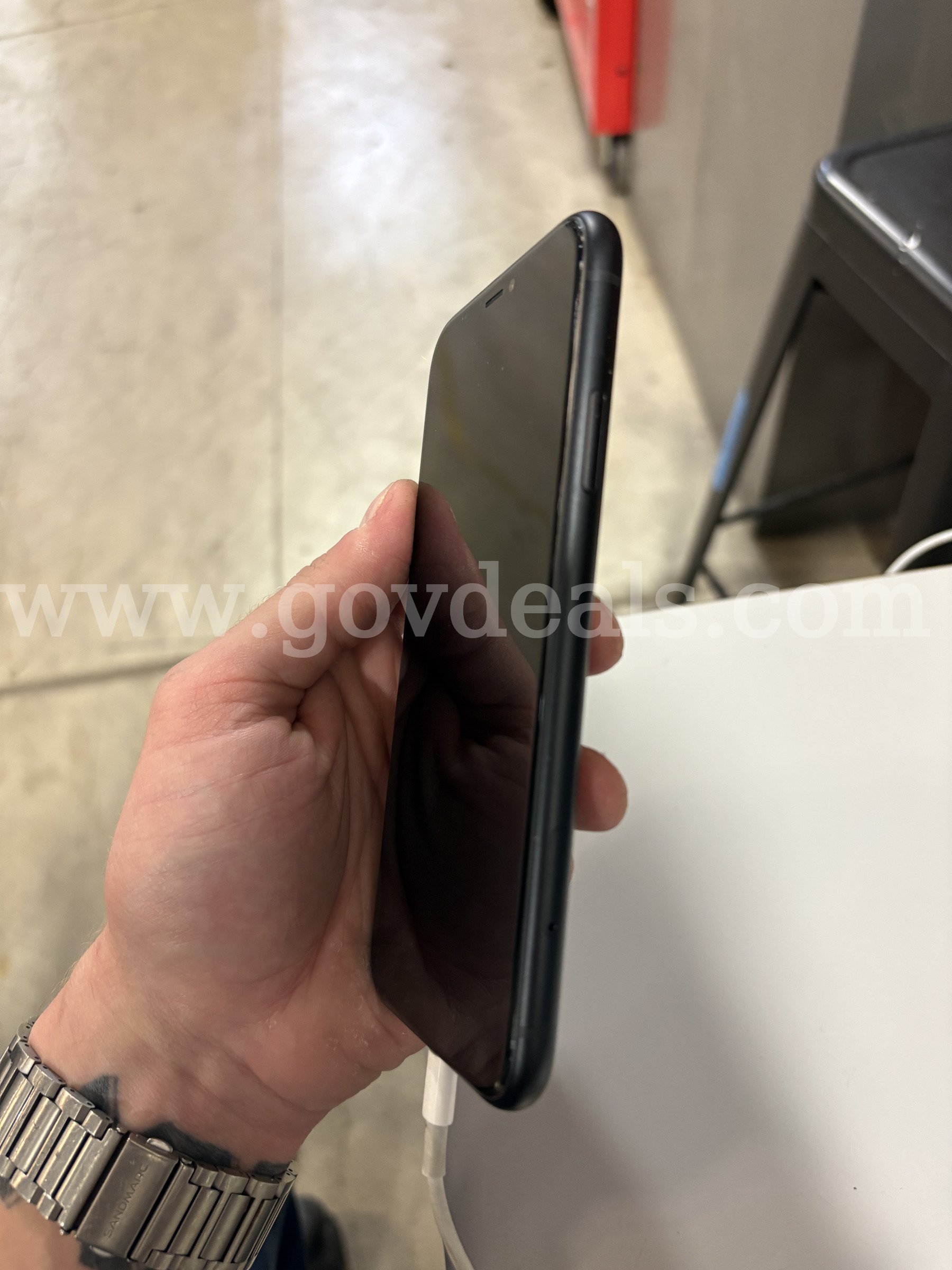 Apple iPhone XR 64GB Black – Unlocked – 89% Battery Health – Tested (ID# 47586) (J1-2R) (No UPC) (#6) Apple iPhone Government Surplus Auction - Photo #5