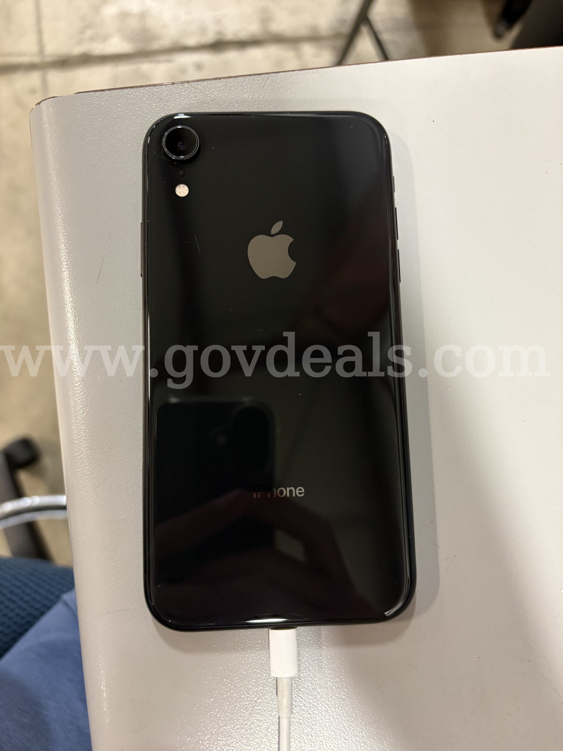 Apple iPhone XR 64GB Black – Unlocked – 93% Battery Health – Tested (ID# 47588) (J01-2R) (No UPC) (#7) Apple iPhone Government Surplus Auction - Photo #4