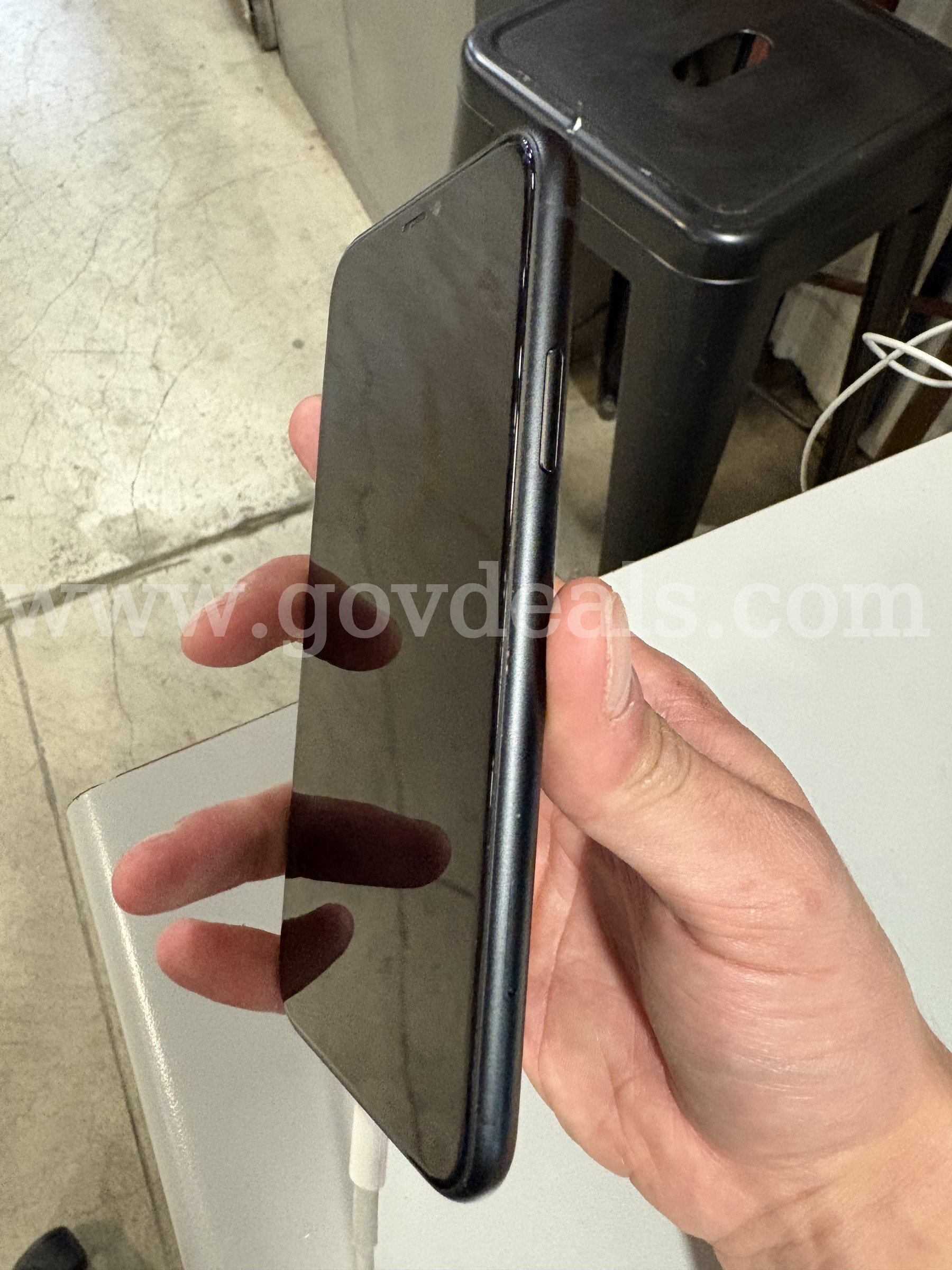 Apple iPhone XR 64GB Black – Unlocked – 93% Battery Health – Tested (ID# 47588) (J01-2R) (No UPC) (#7) Apple iPhone Government Surplus Auction - Photo #6