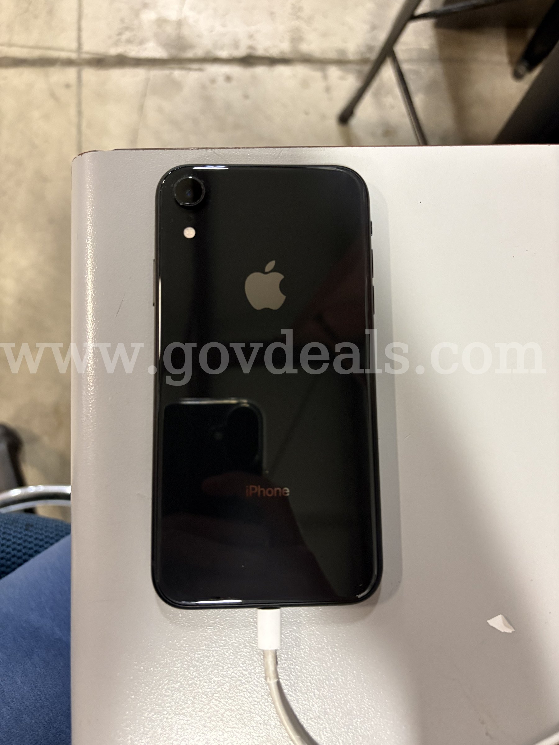 Apple iPhone XR 64GB Black – Unlocked – 89% Battery Health – Tested (ID# 47589) (J01-2R) (No UPC) (#8) Apple iPhone Government Surplus Auction - Photo #4