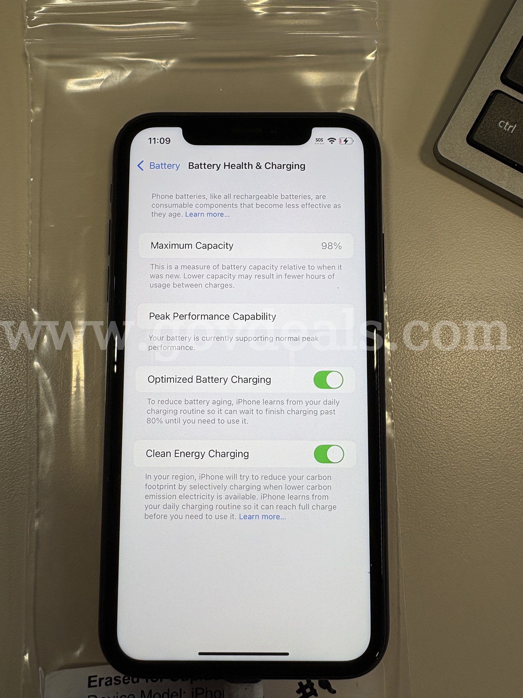Apple iPhone XR 64GB Black – Unlocked – 98% Battery Health – Tested (ID# 47590) (J01-2R) (No UPC) (#9) Apple iPhone Government Surplus Auction - Photo #4