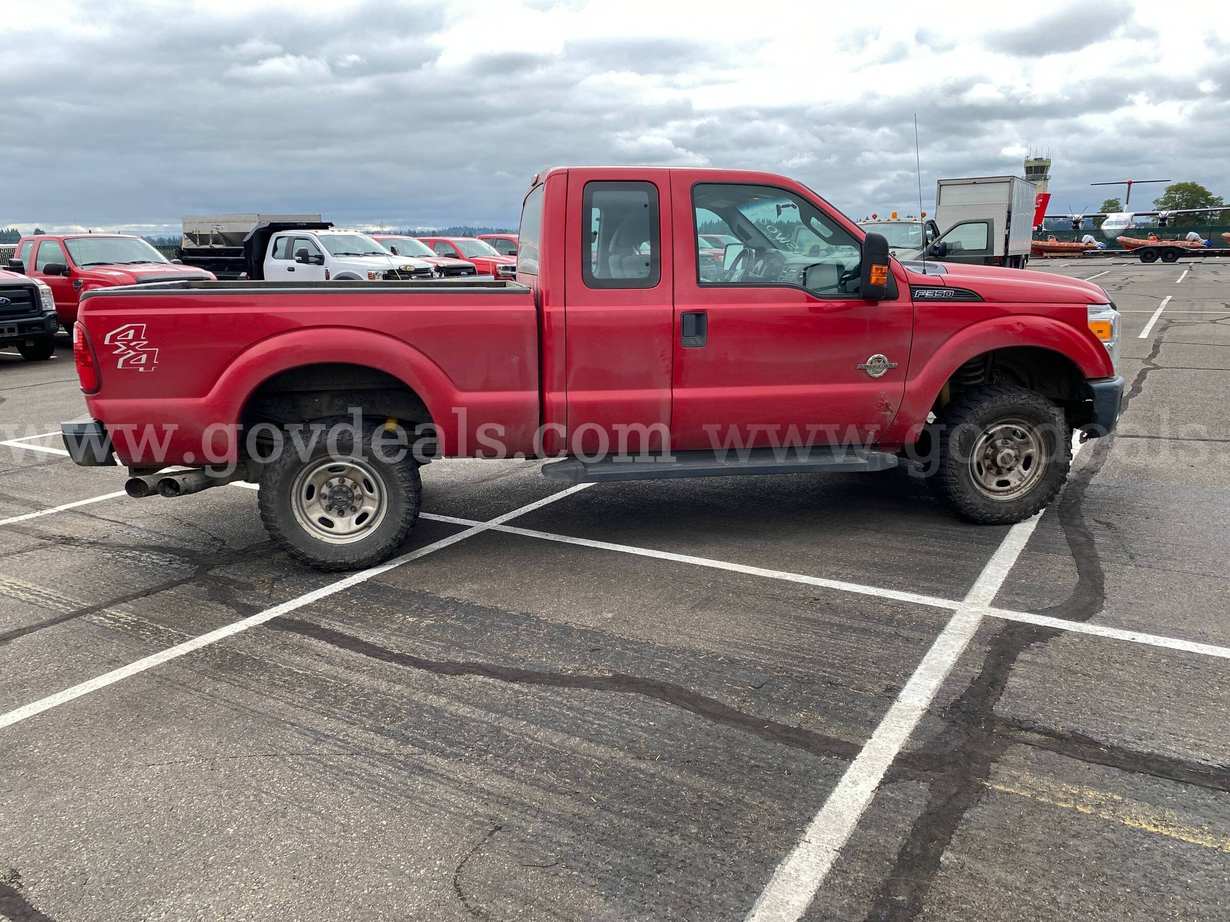 2015 Ford F-350 SD XL SuperCab 4WD 6.5' Bed Diesel PU (ID #47593) (AVI) (26-2687) 490 Ford F-350 Government Surplus Auction - Photo #6