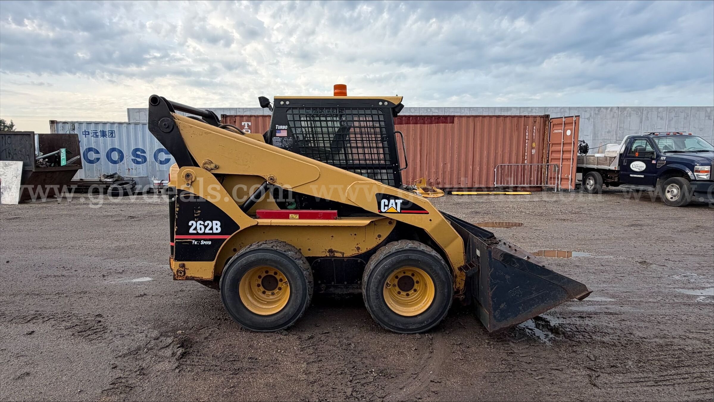 CAT 262B Skid Steer Caterpillar 262B Government Surplus Auction - Photo #2