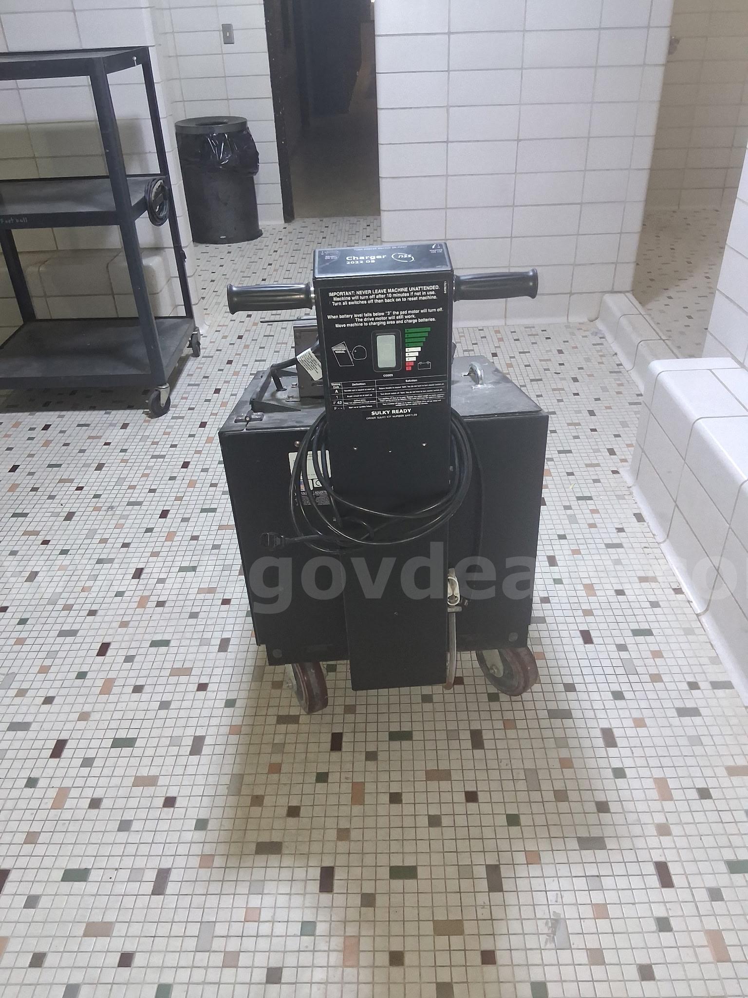 NSS Charger 2022 DB Floor Burnisher NSS Charger Government Surplus Auction - Photo #3