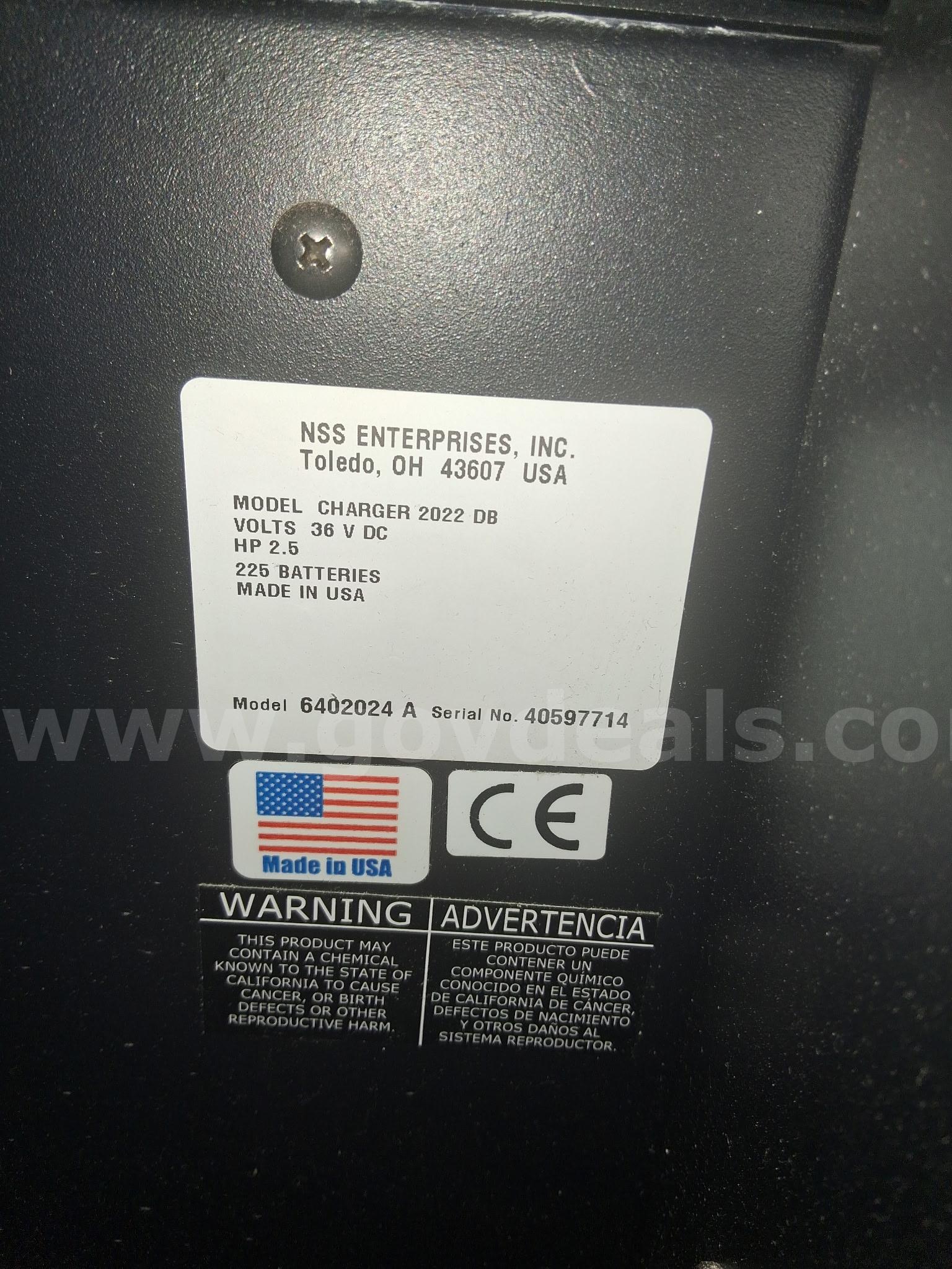 NSS Charger 2022 DB Floor Burnisher NSS Charger Government Surplus Auction - Photo #4