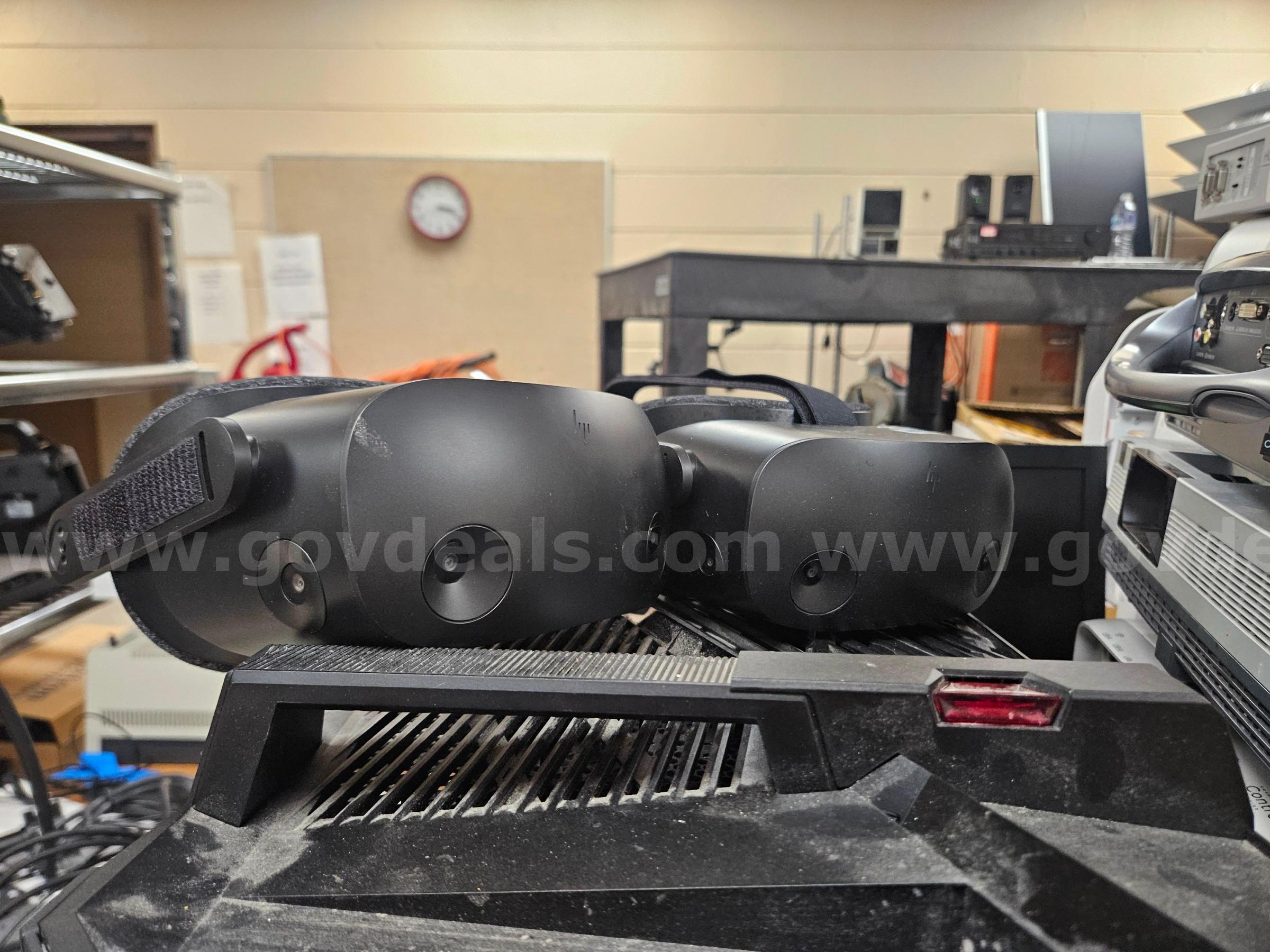 Win 10 Pro Monitor with Virtual Reality Headsets ASUS  Government Surplus Auction - Photo #2