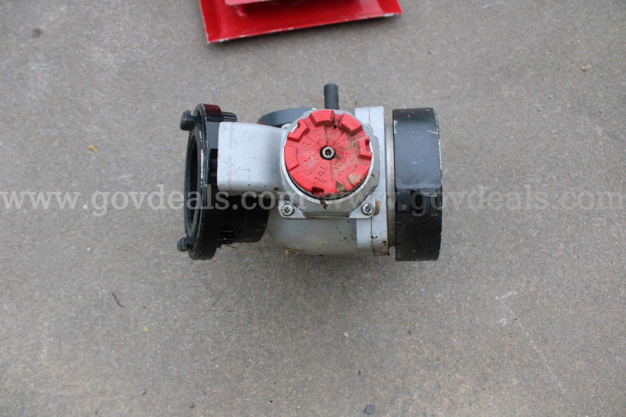 AWG 6" X 4" STORZ INTAKE VALVE AWG UNKNOWN Government Surplus Auction - Photo #3