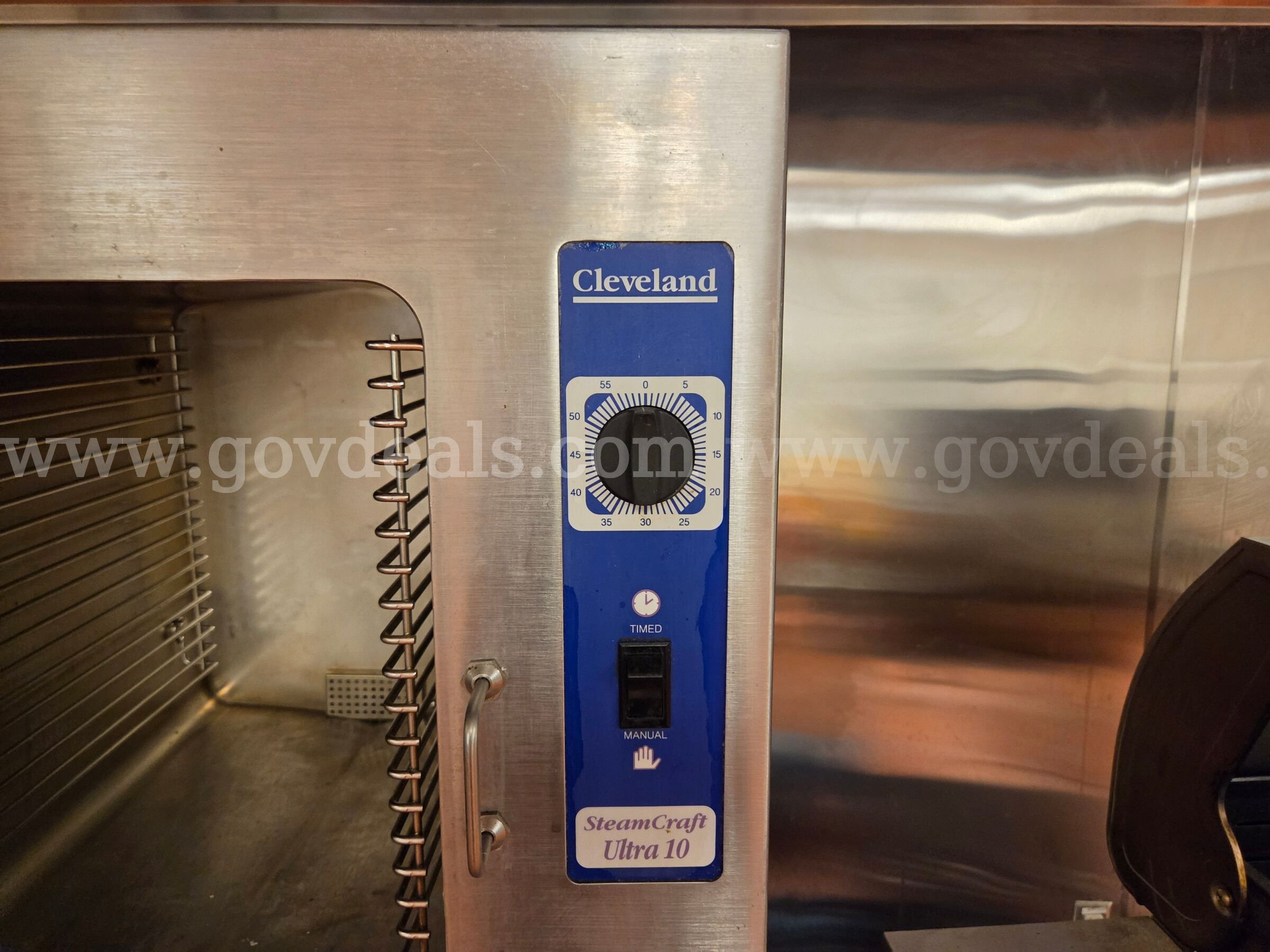 Working Cleveland SteamCraft Ultra 10 Two-Compartment Commercial Convection Steamer   Government Surplus Auction - Photo #4