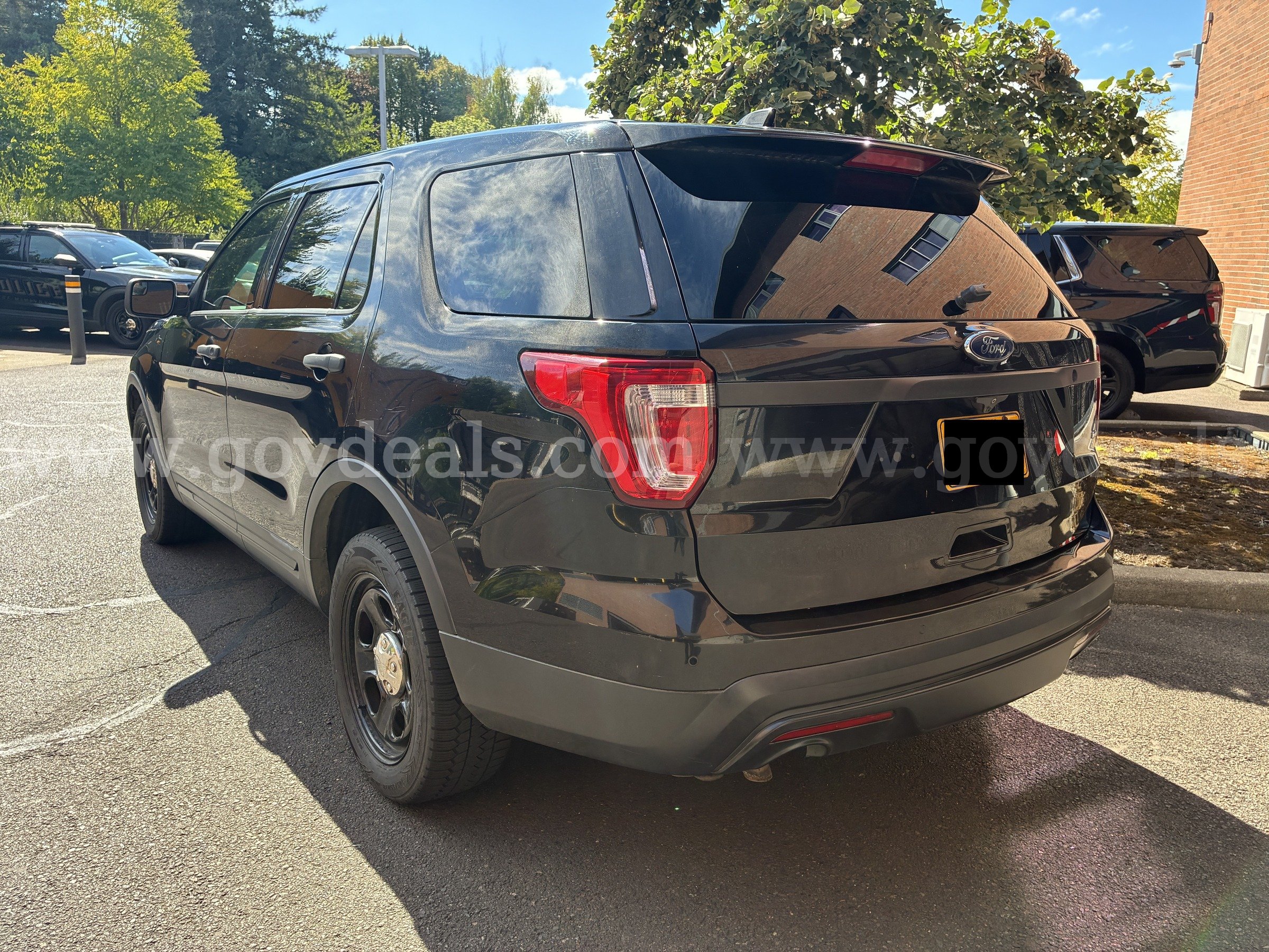 2017 Ford Explorer Police 4WD Ford Explorer Government Surplus Auction - Photo #4