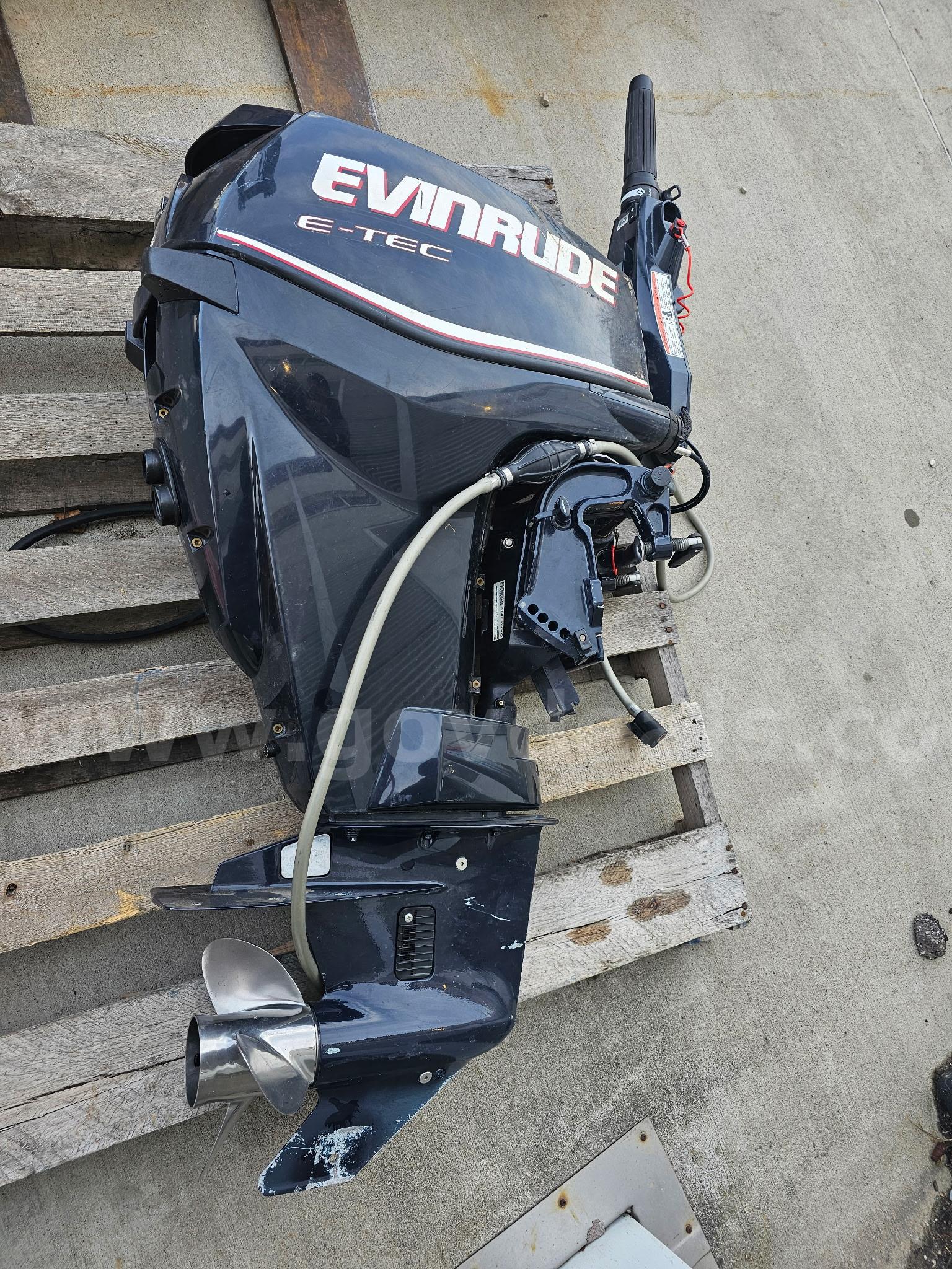 Evinrude E-tec 25 Evinrude E25DRISC Government Surplus Auction - Photo #4