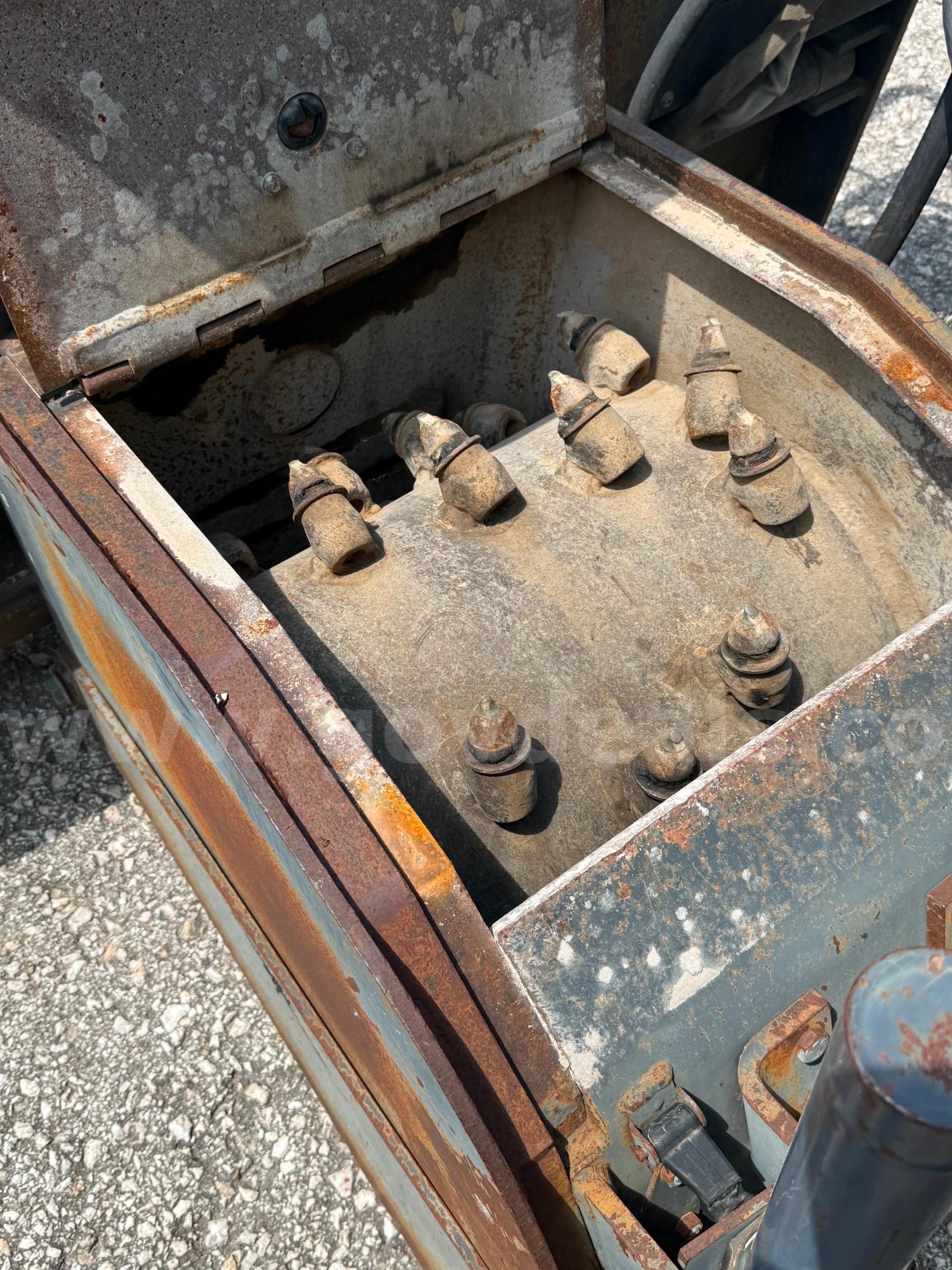 Bobcat 18" fast cut hydraulic planer Bobcat 18 HYD PLANER Government Surplus Auction - Photo #5