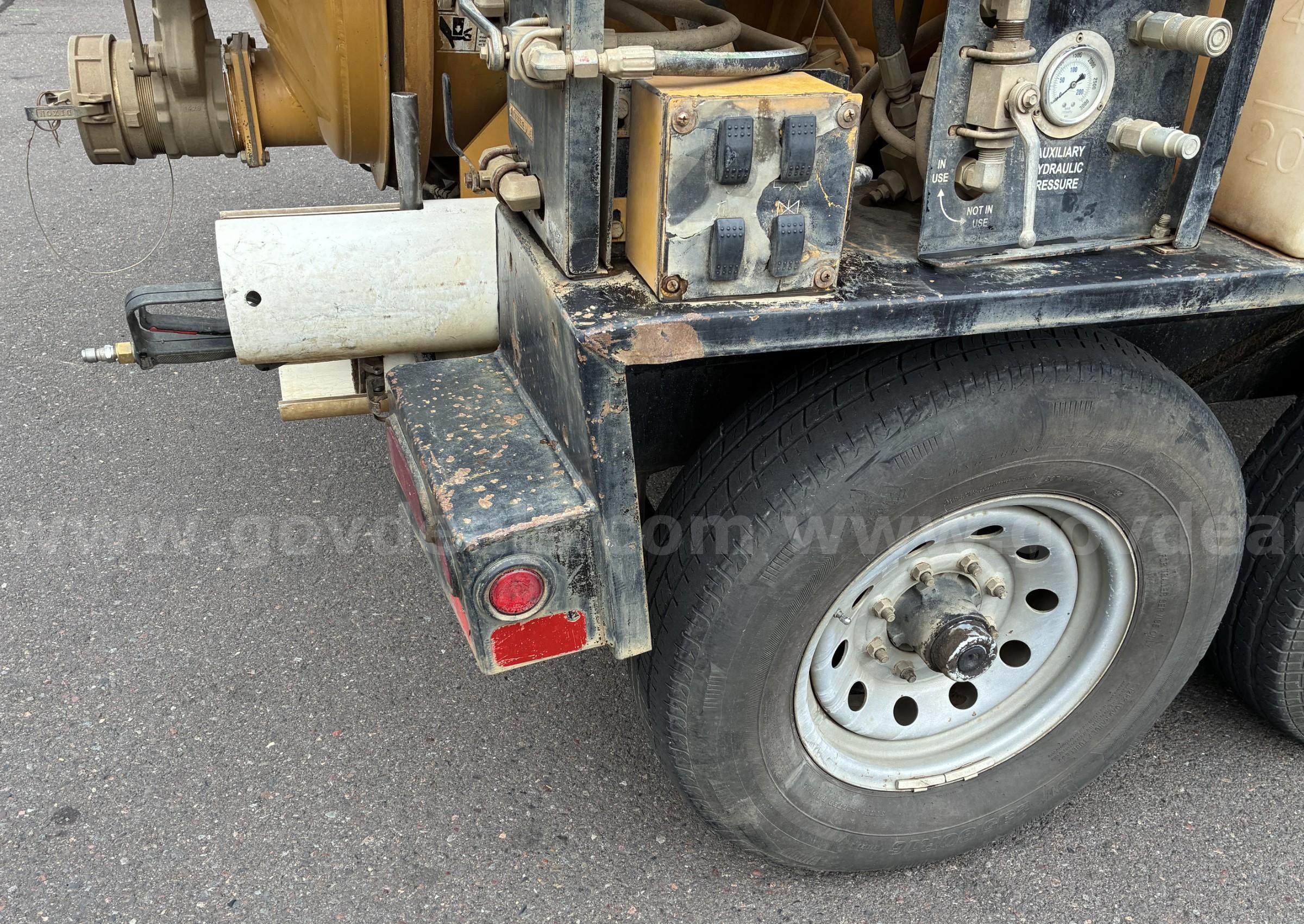 2016 Vermeer VX50-500 with hydraulic boom Vermeer 500 Government Surplus Auction - Photo #6