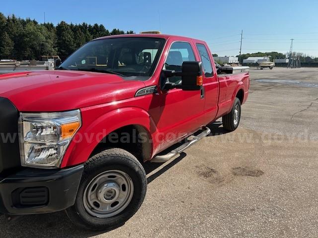 2011 Ford F-250 SD XL SuperCab Long Bed 4WD Ford F-250 Government Surplus Auction - Photo #2