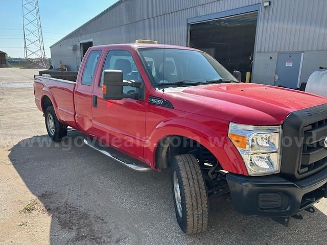 2011 Ford F-250 SD XL SuperCab Long Bed 4WD Ford F-250 Government Surplus Auction - Photo #4
