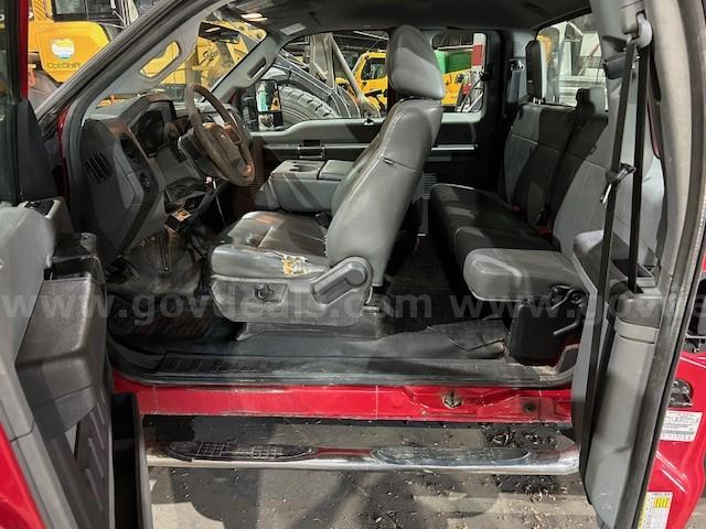 2011 Ford F-250 SD XL SuperCab Long Bed 4WD Ford F-250 Government Surplus Auction - Photo #6