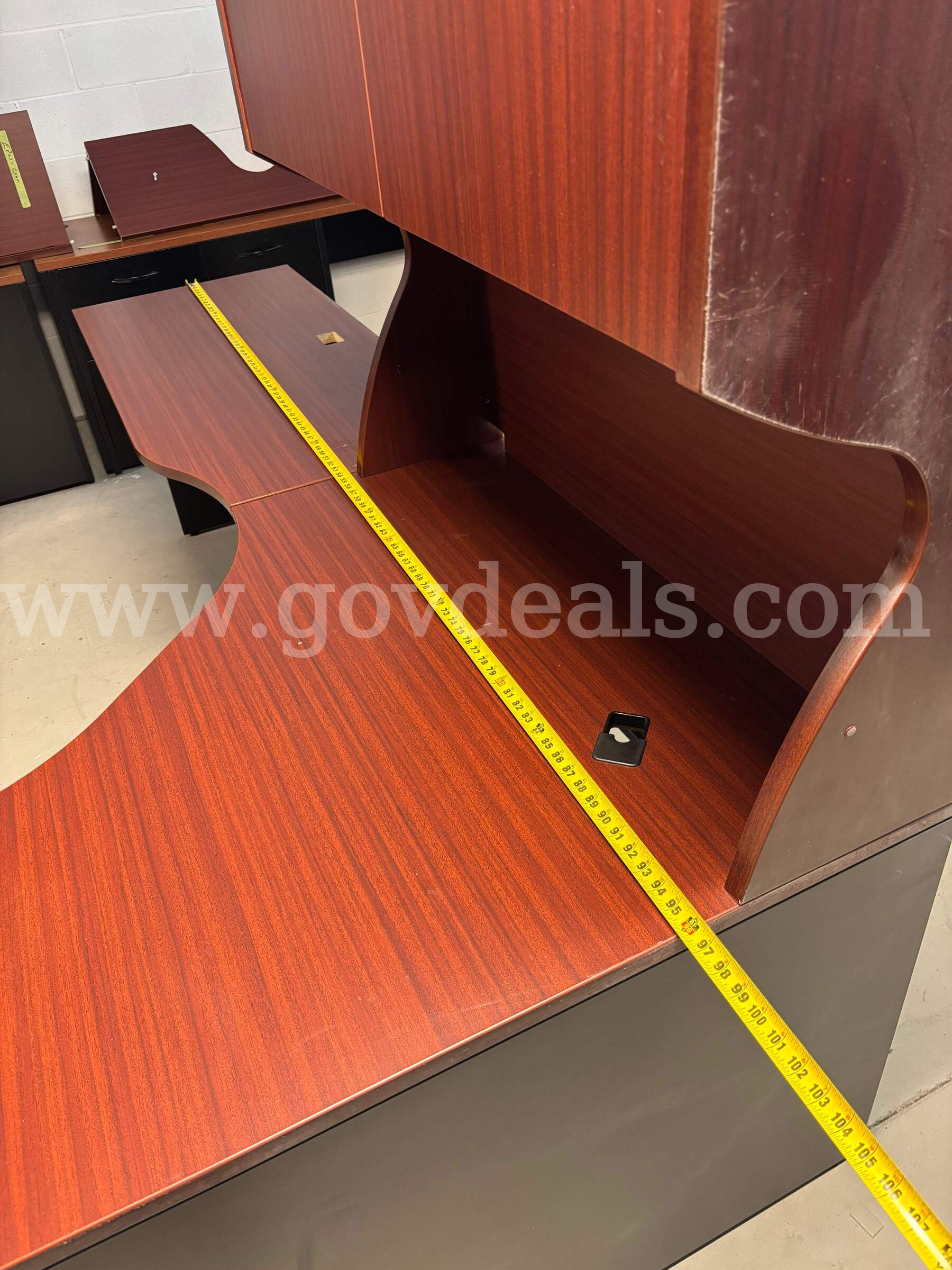 5 Piece Desk Set   Government Surplus Auction - Photo #3