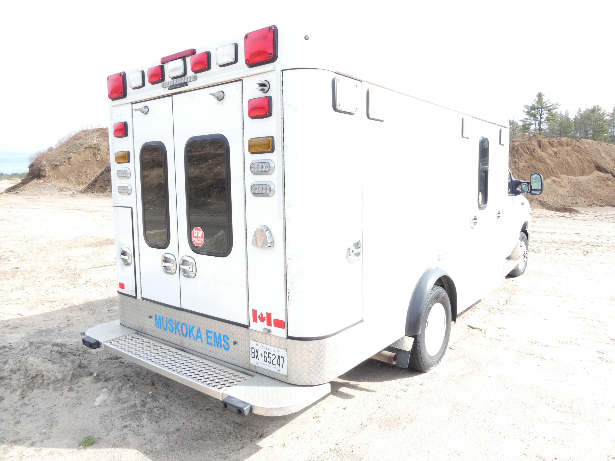 2015 Ford Econoline Ambulance Ford Econoline Government Surplus Auction - Photo #4
