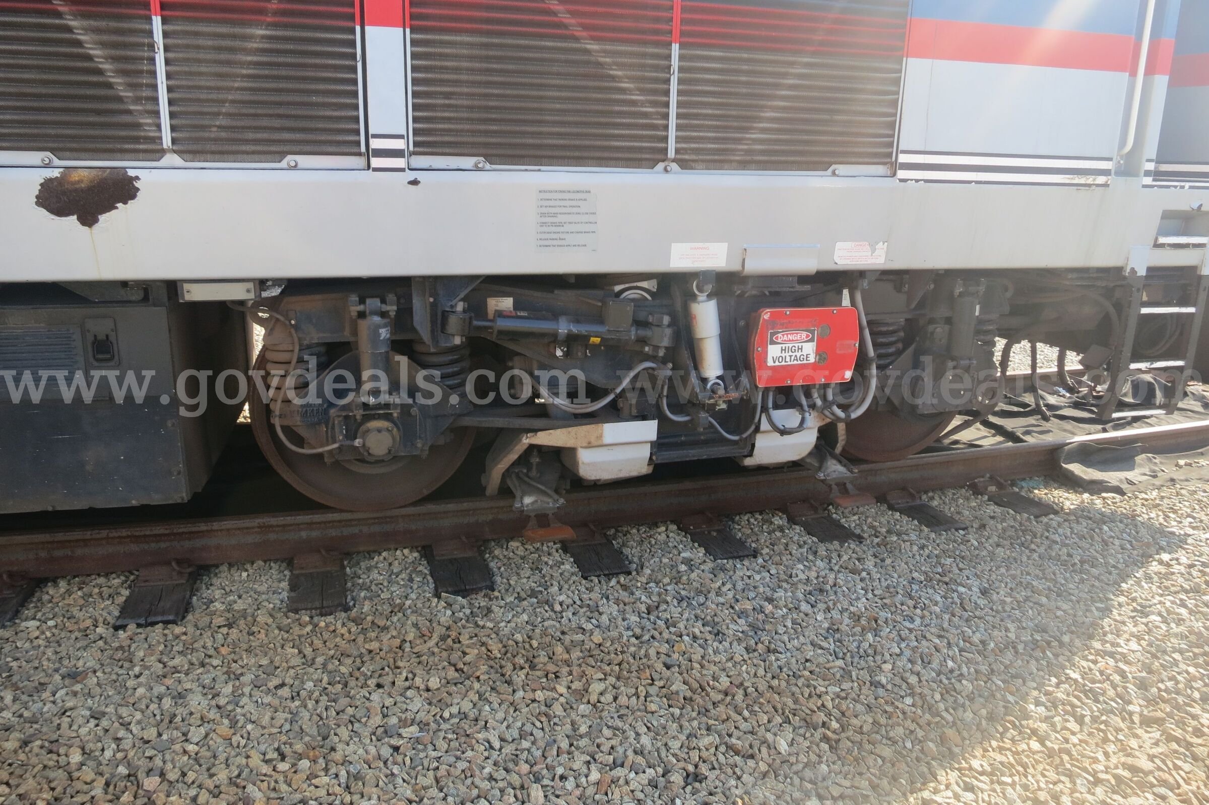1992 P32AC-DM GENESIS Series Passenger Locomotive Genesis P32AC-DM Government Surplus Auction - Photo #6
