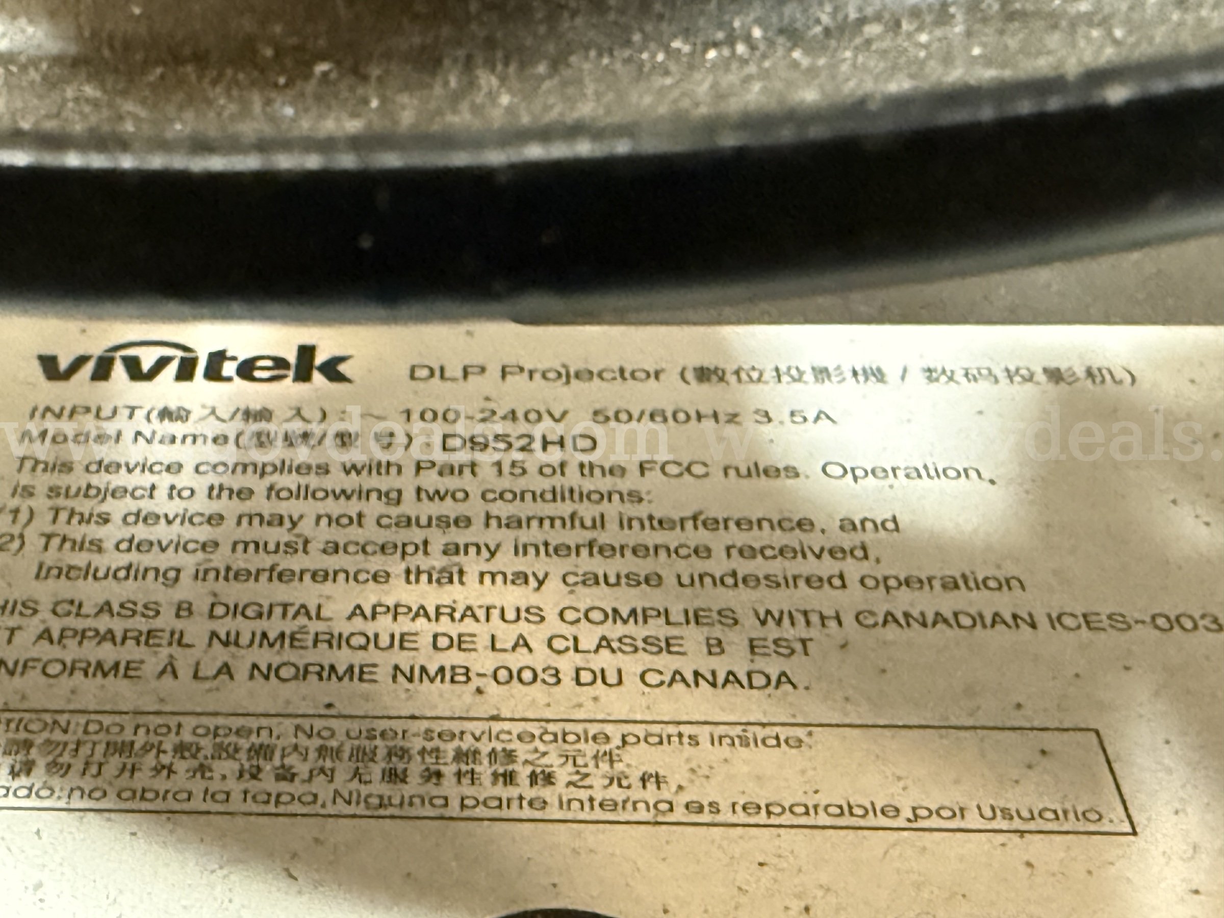 Vivitek D952HD projector Vivitek D952HD Government Surplus Auction - Photo #6