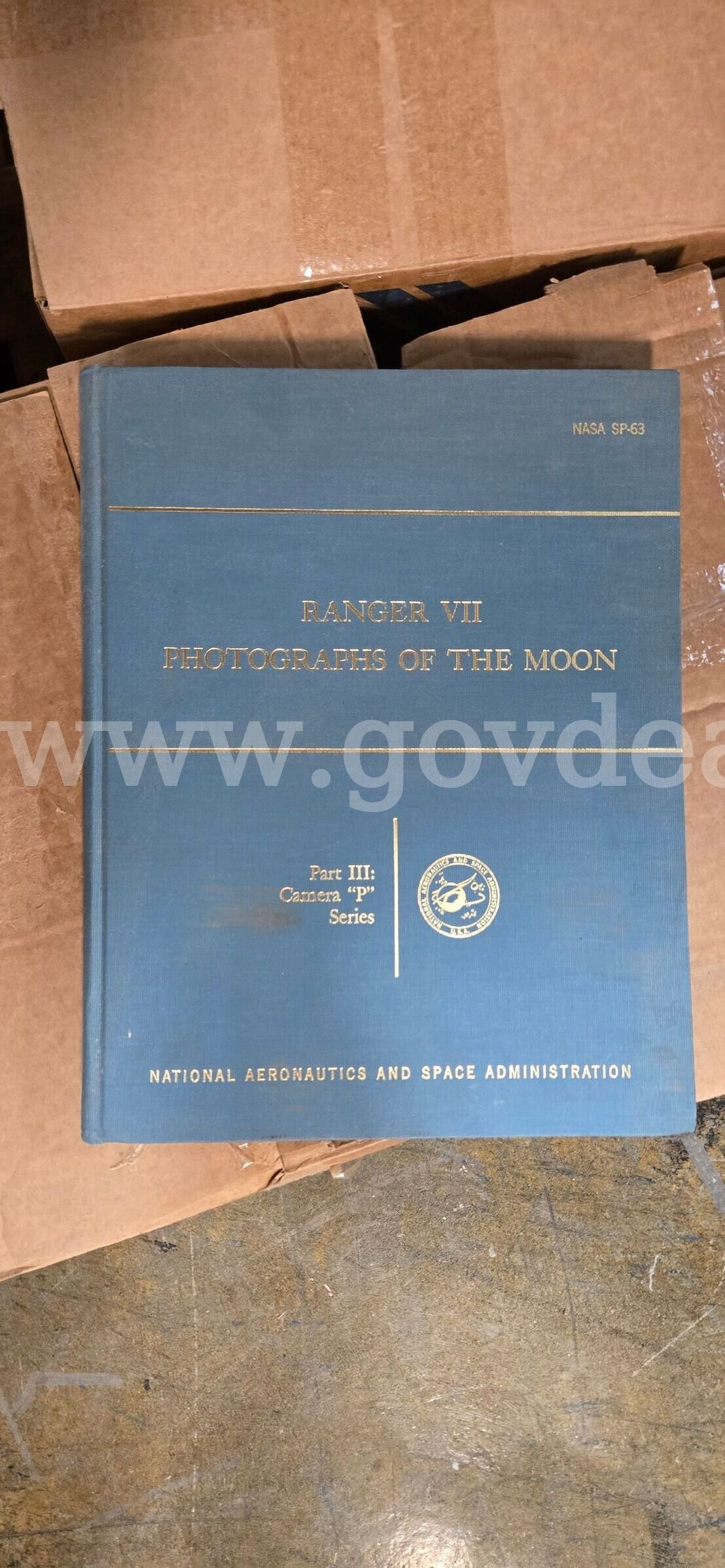 Lot of Old Space and Aeronautical Books   Government Surplus Auction - Photo #6