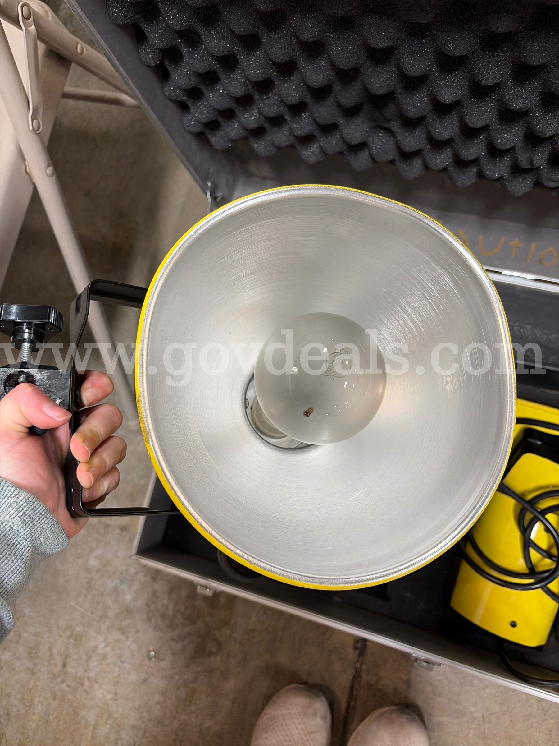 3 NRG Commercial Light Fixtures Case  Government Surplus Auction - Photo #4