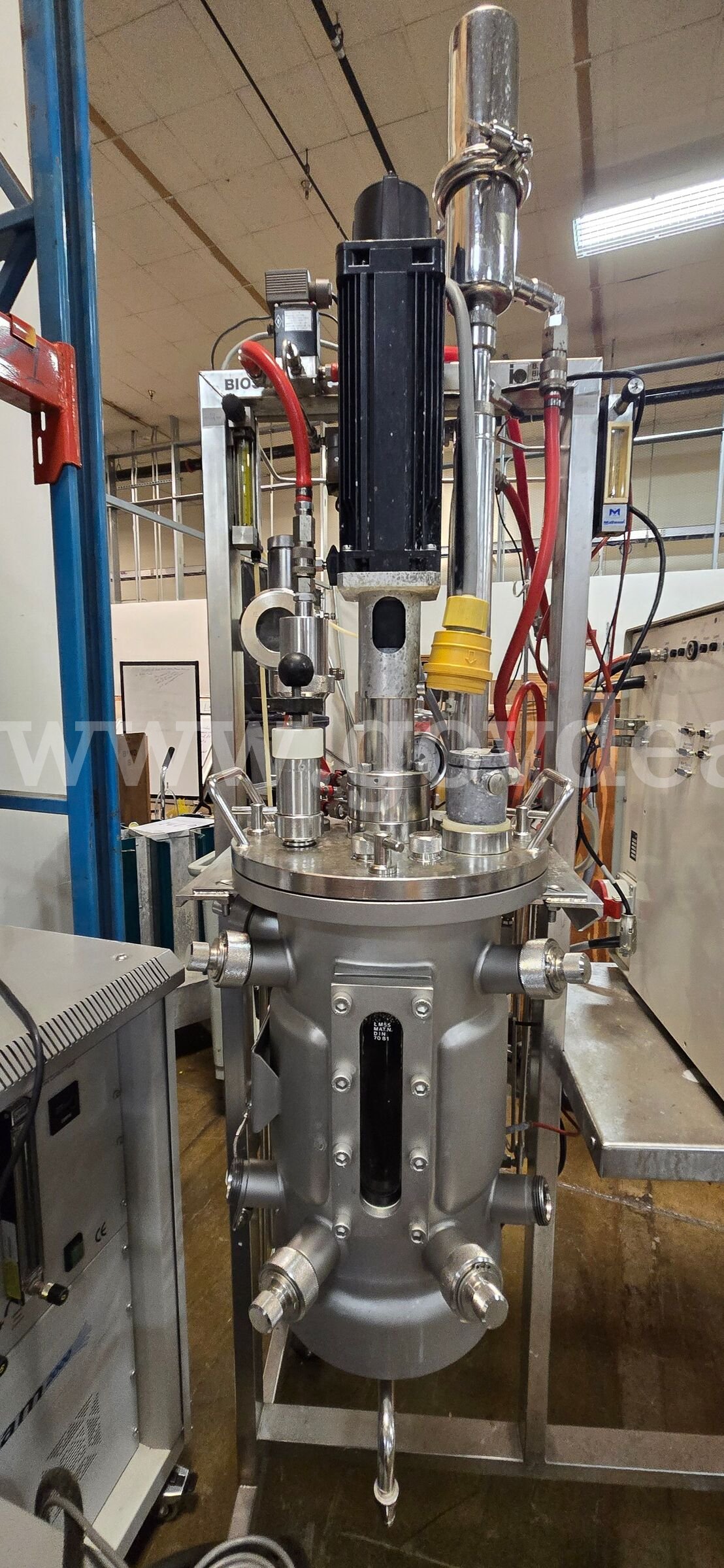 B. Braun Biotech Fermenter   Government Surplus Auction - Photo #6