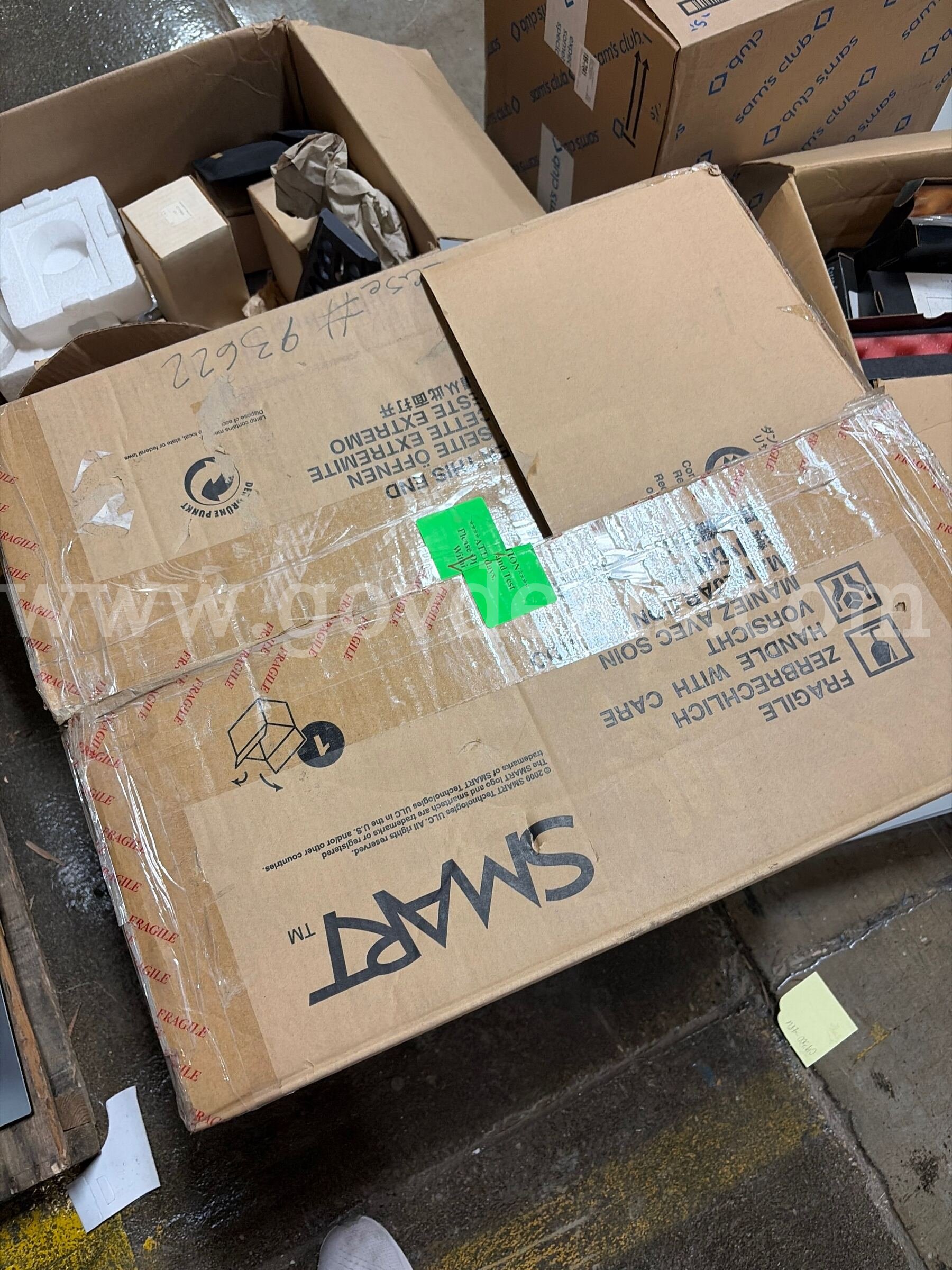 UX60 SMART Projector System SMART  Government Surplus Auction - Photo #2