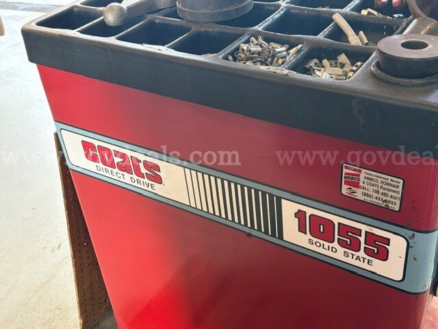Coats Tire Balancer Coats 1055 Government Surplus Auction - Photo #3