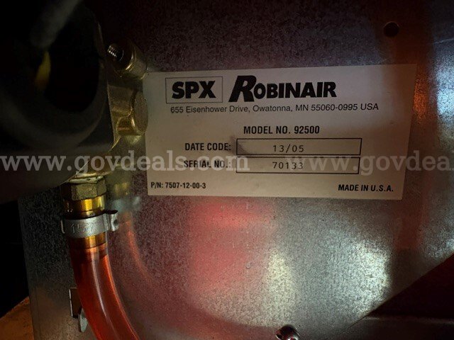 Robinair  Transmission Flushing Machine Robinair 92500 Government Surplus Auction - Photo #2