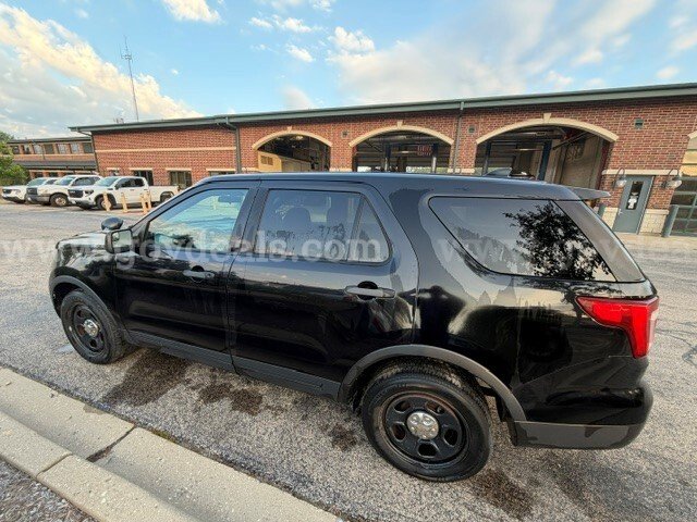 2016 Ford Explorer Ford Explorer Government Surplus Auction - Photo #3