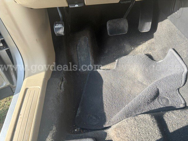 2016 Ford Taurus Ford Taurus Government Surplus Auction - Photo #2
