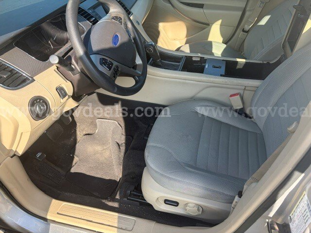 2016 Ford Taurus Ford Taurus Government Surplus Auction - Photo #6