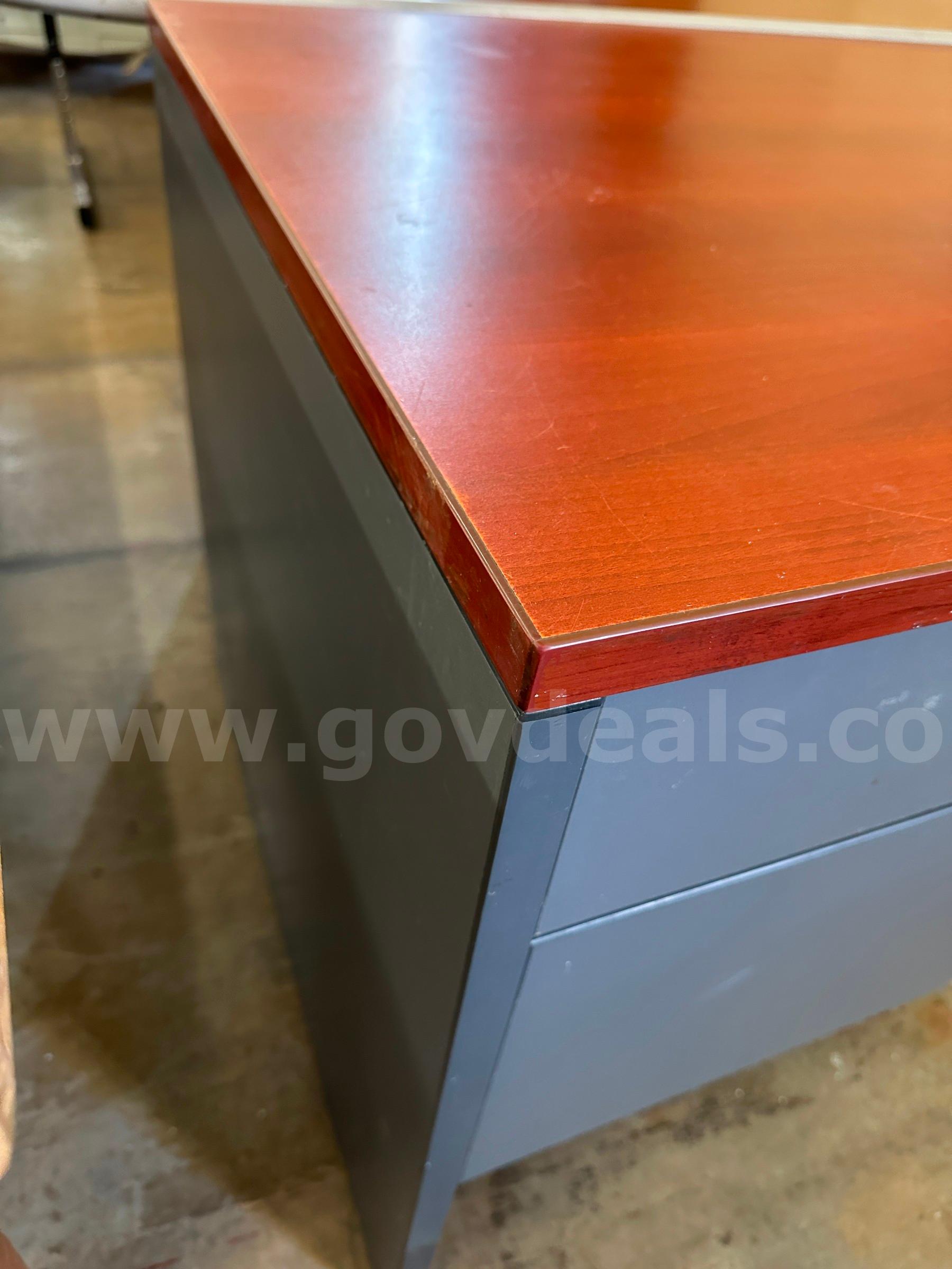 Brown Wooden / Black Metal Desk   Government Surplus Auction - Photo #4