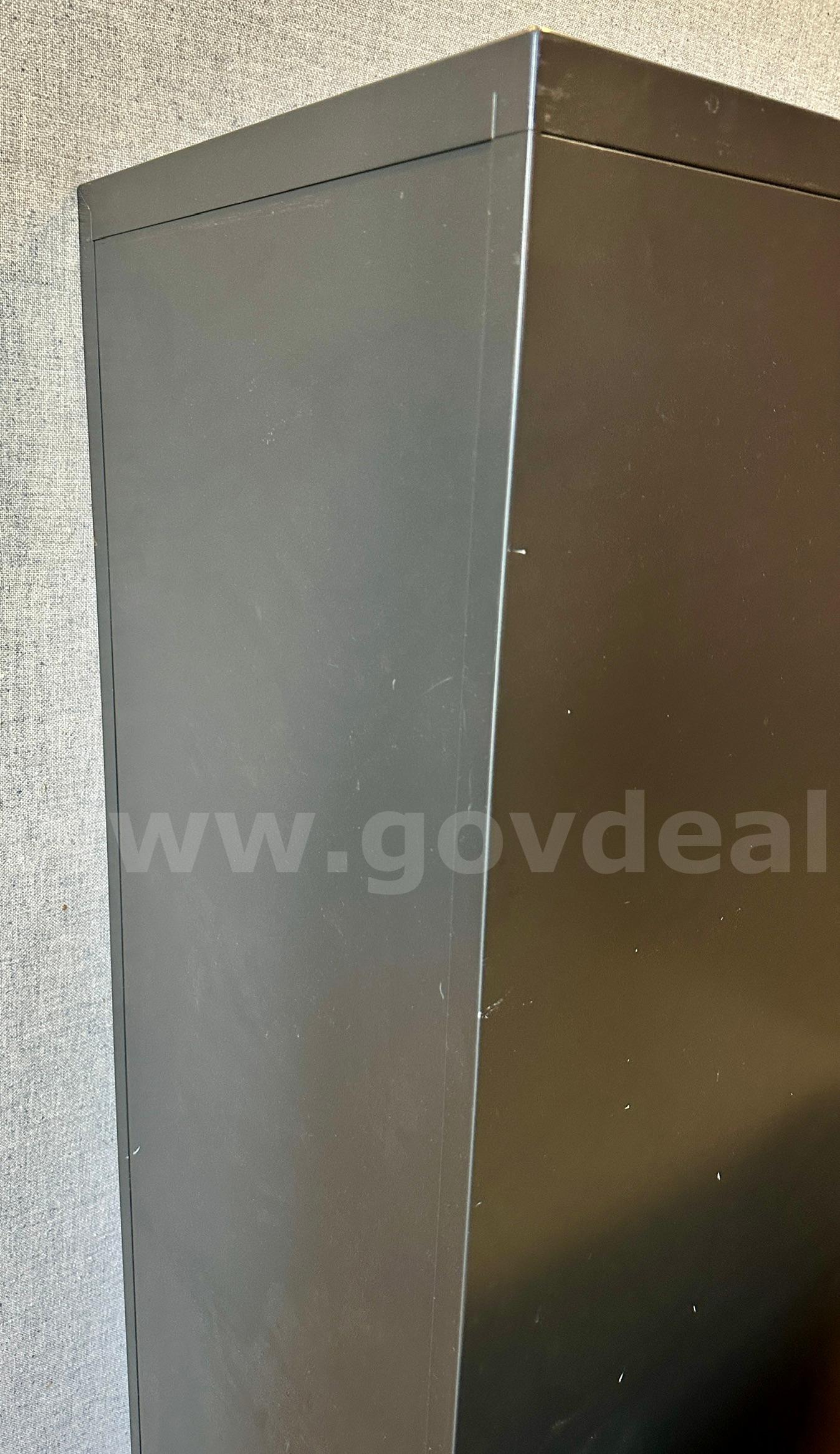 4 Drawer Dark Grey Filing Cabinet   Government Surplus Auction - Photo #5