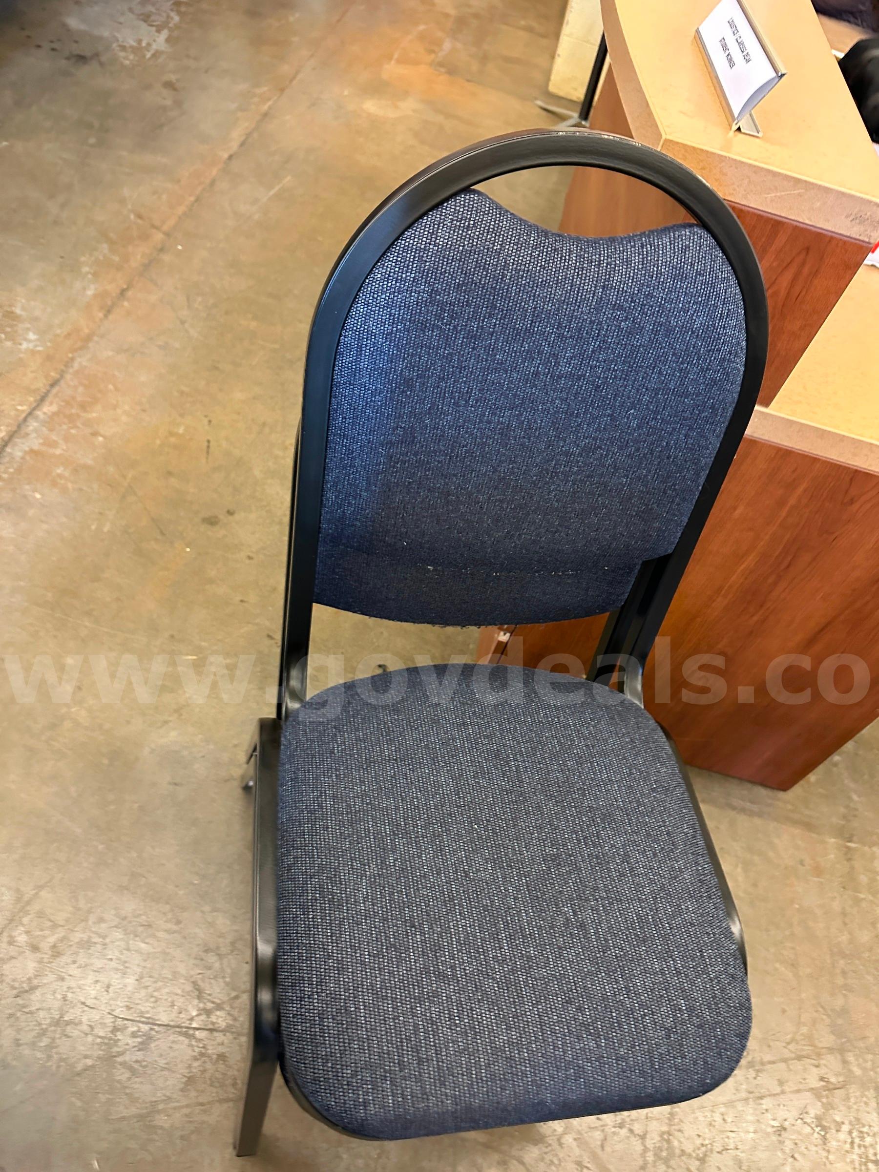 Lot of 2 Blue Chairs   Government Surplus Auction - Photo #2