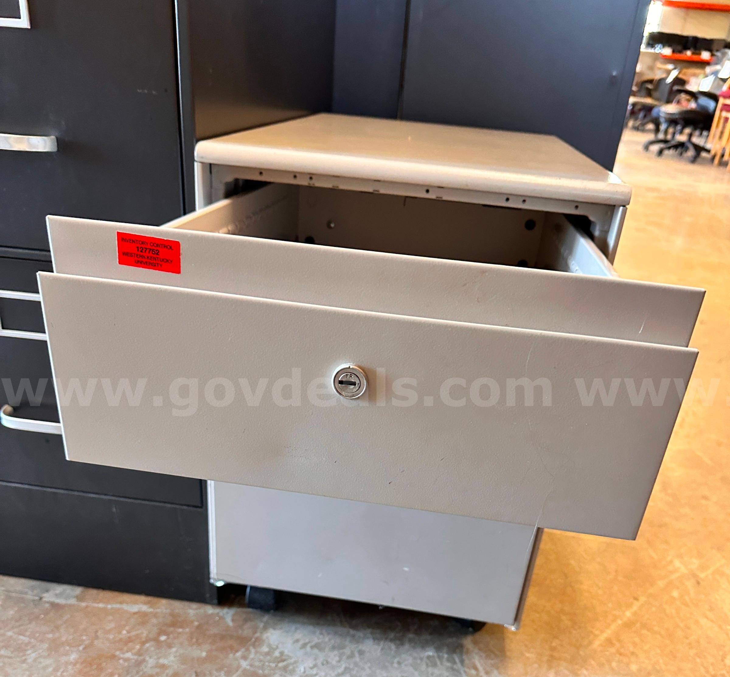 2-Drawer Small Rolling Table   Government Surplus Auction - Photo #2