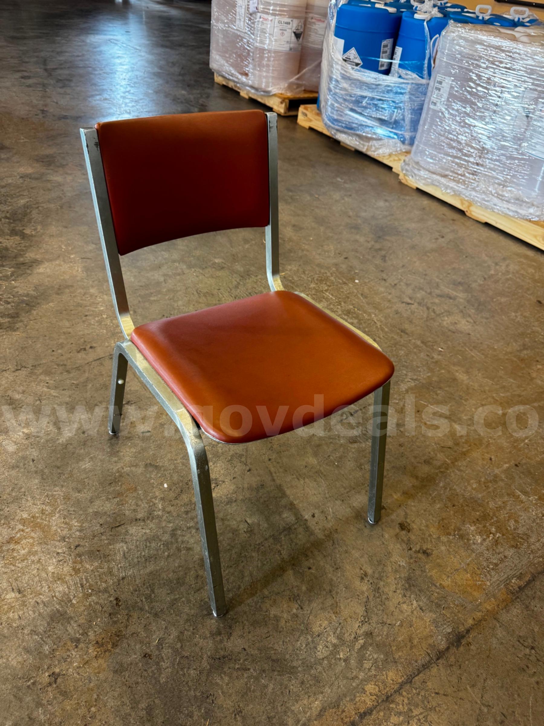 A Lot of 3 Brown Chairs   Government Surplus Auction - Photo #3